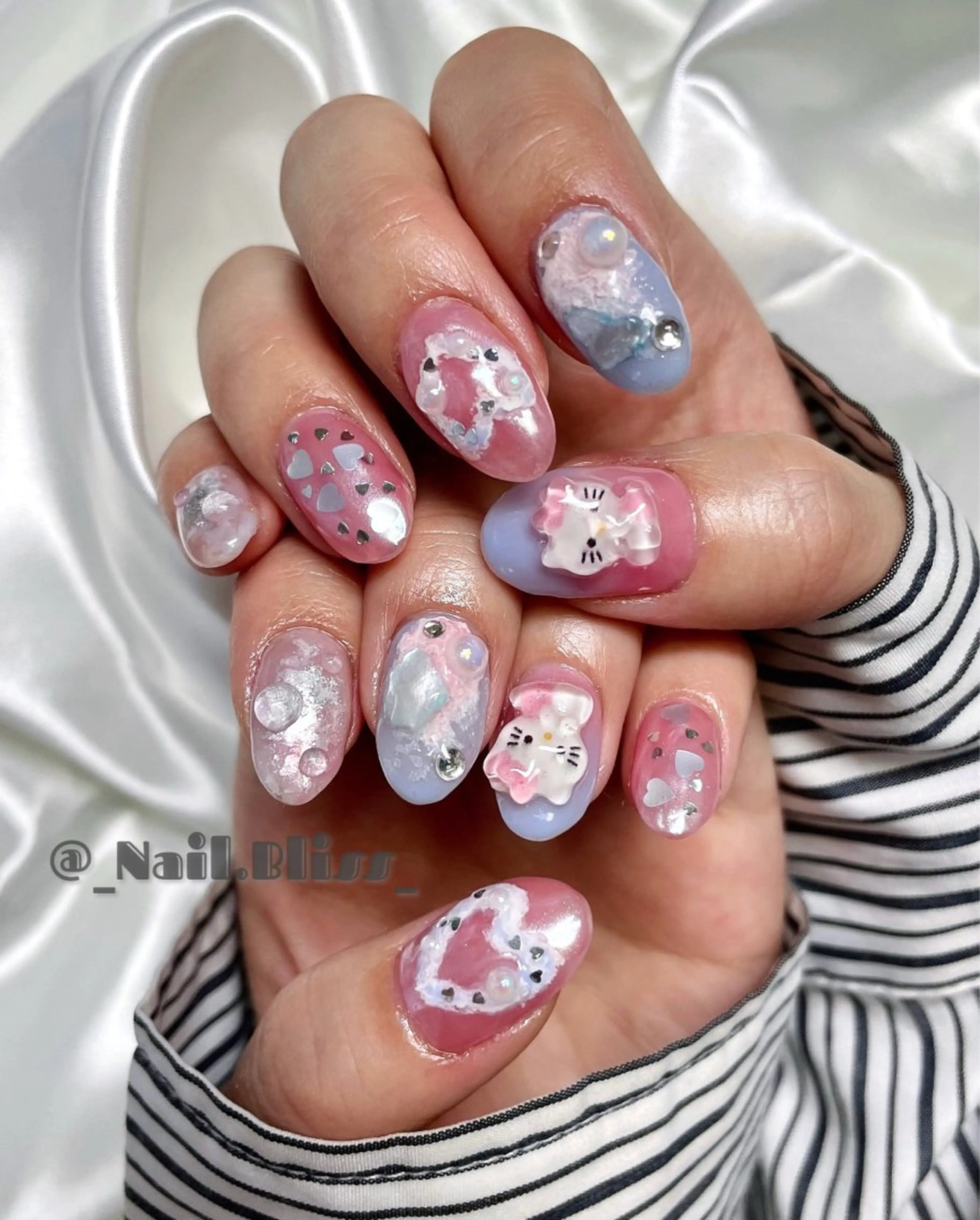 ネイル 水色 ピンク ハンドネイル NAIL BLISSのネイルデザイン