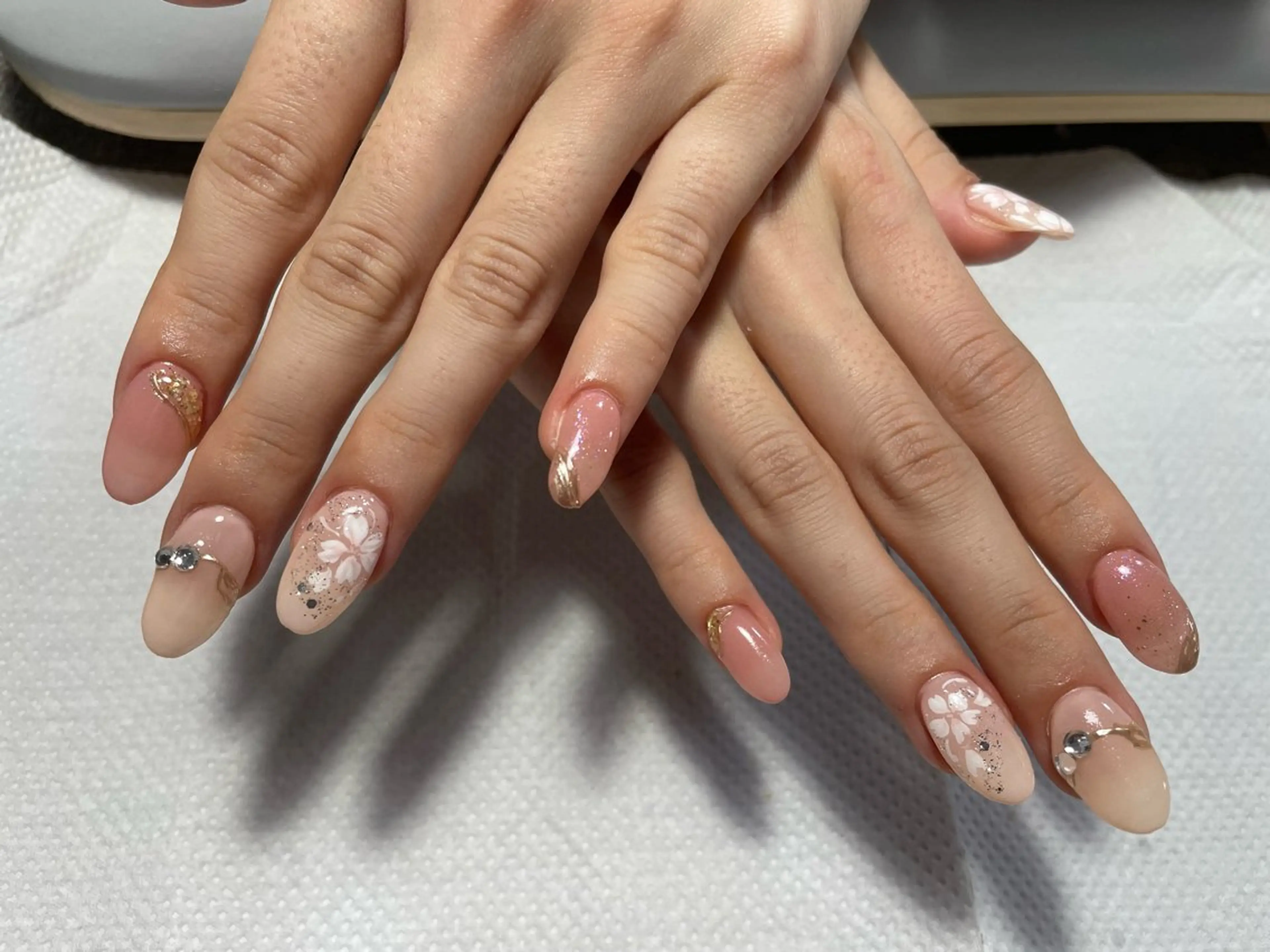 ネイル 桜ネイル ハンドネイル ゆ きのネイルデザイン