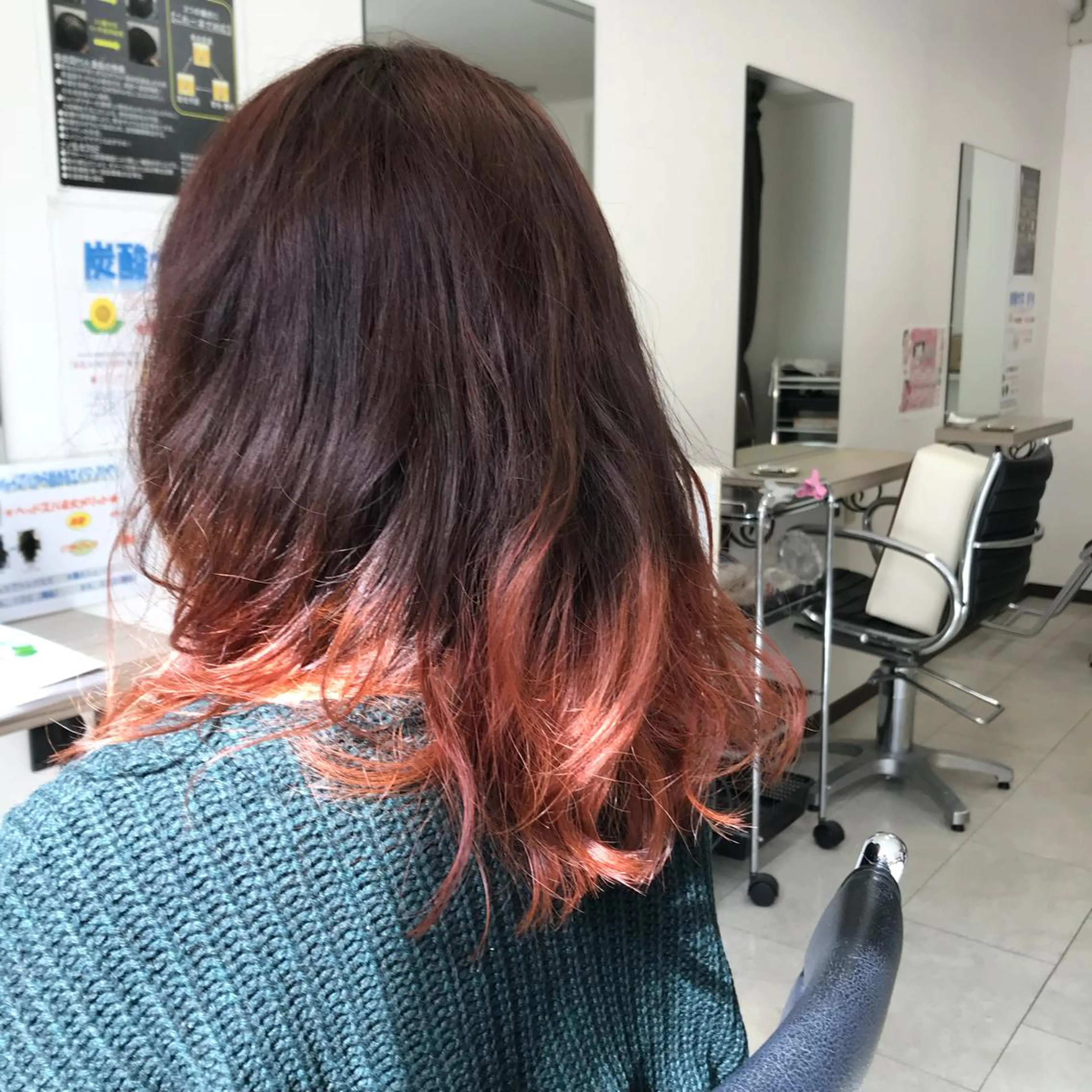 ロング ヘアカラー 長谷川 誠志のヘアスタイル