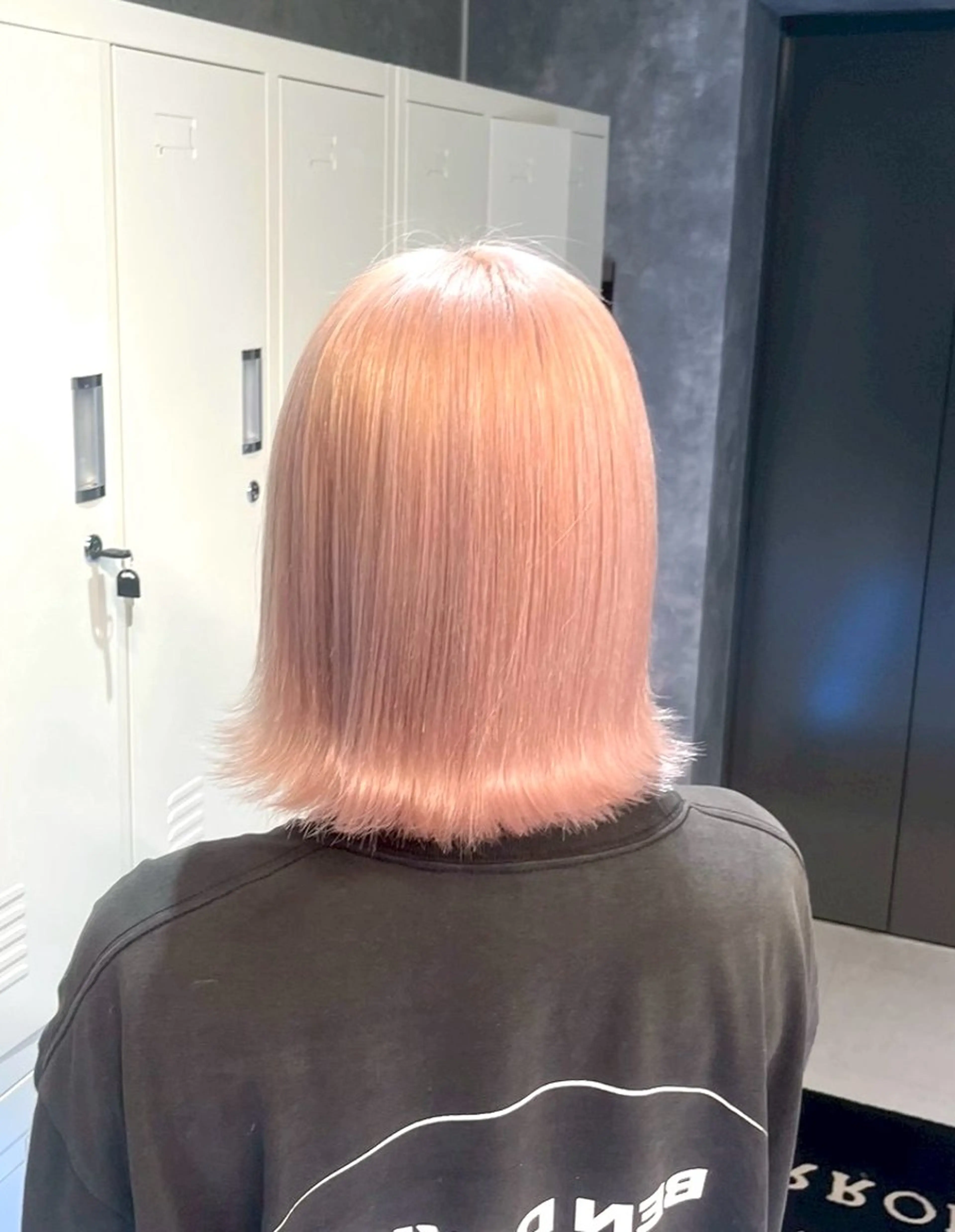 カラー 🦋ハイトーン×ア レンジ💫Leenaのヘアスタイル