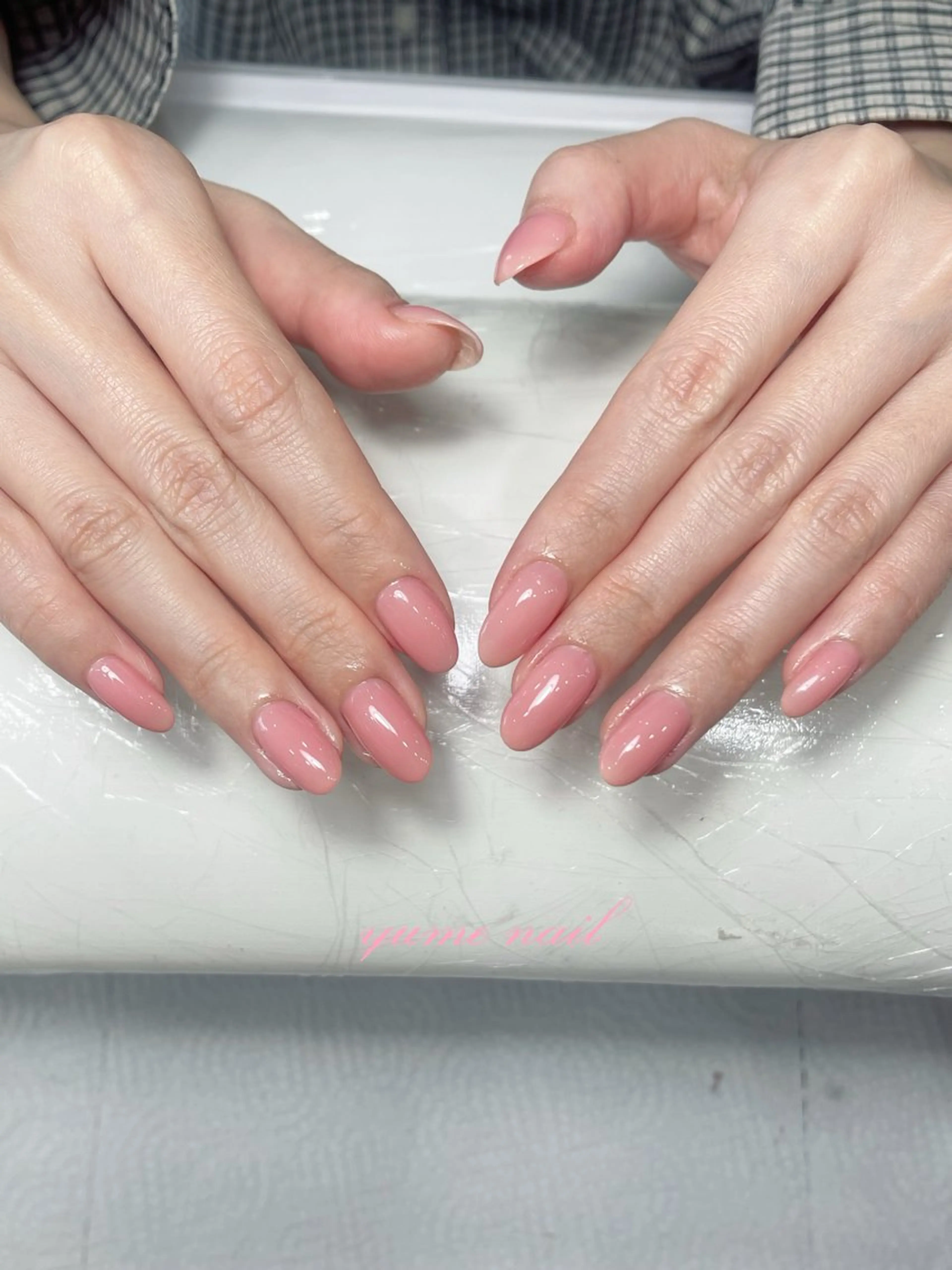 ミディアム ヒエン NAILのネイルデザイン