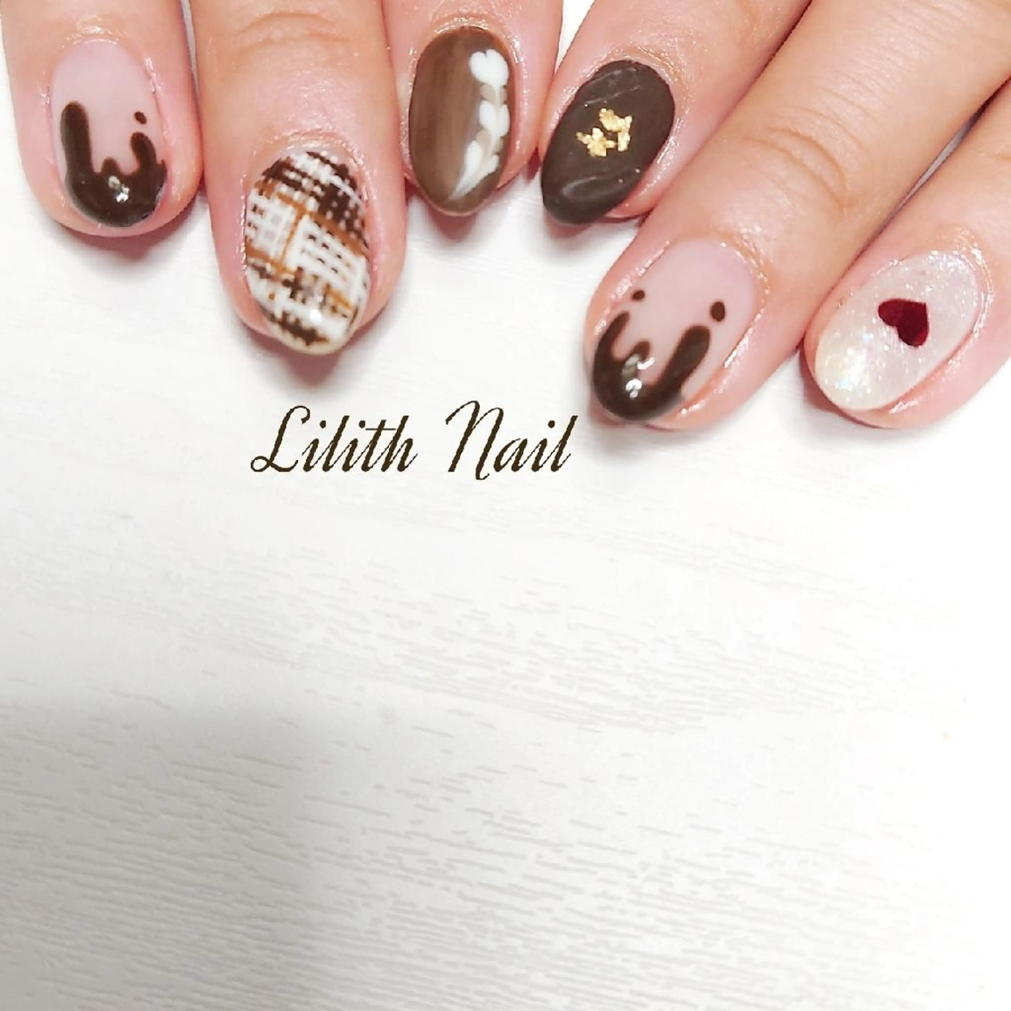 ネイル バレンタイン ハンドネイル Lilith Nailのネイルデザイン