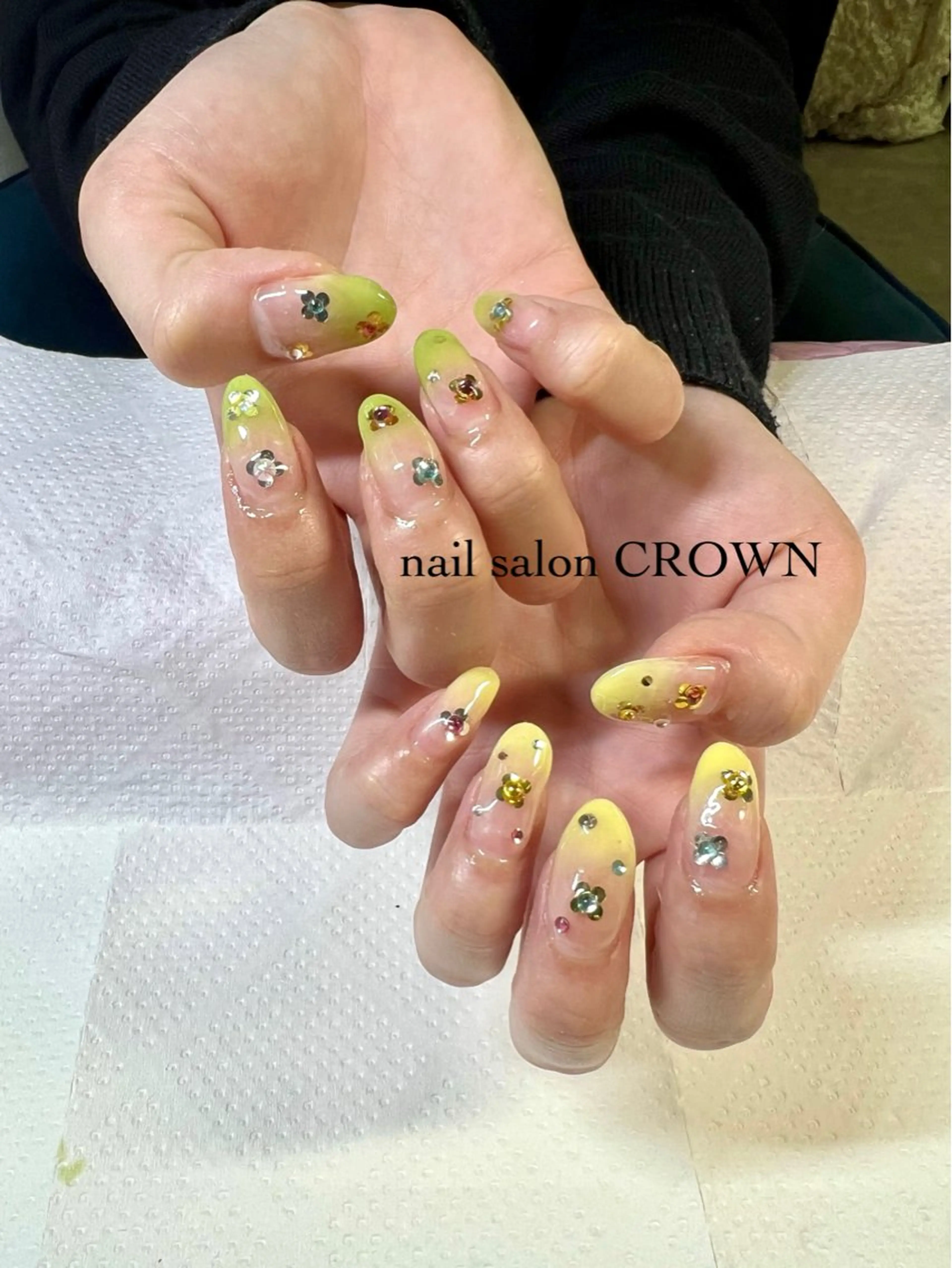 ネイル グラデーション パステルネイル 春ネイル nail salon CROWNのネイルデザイン