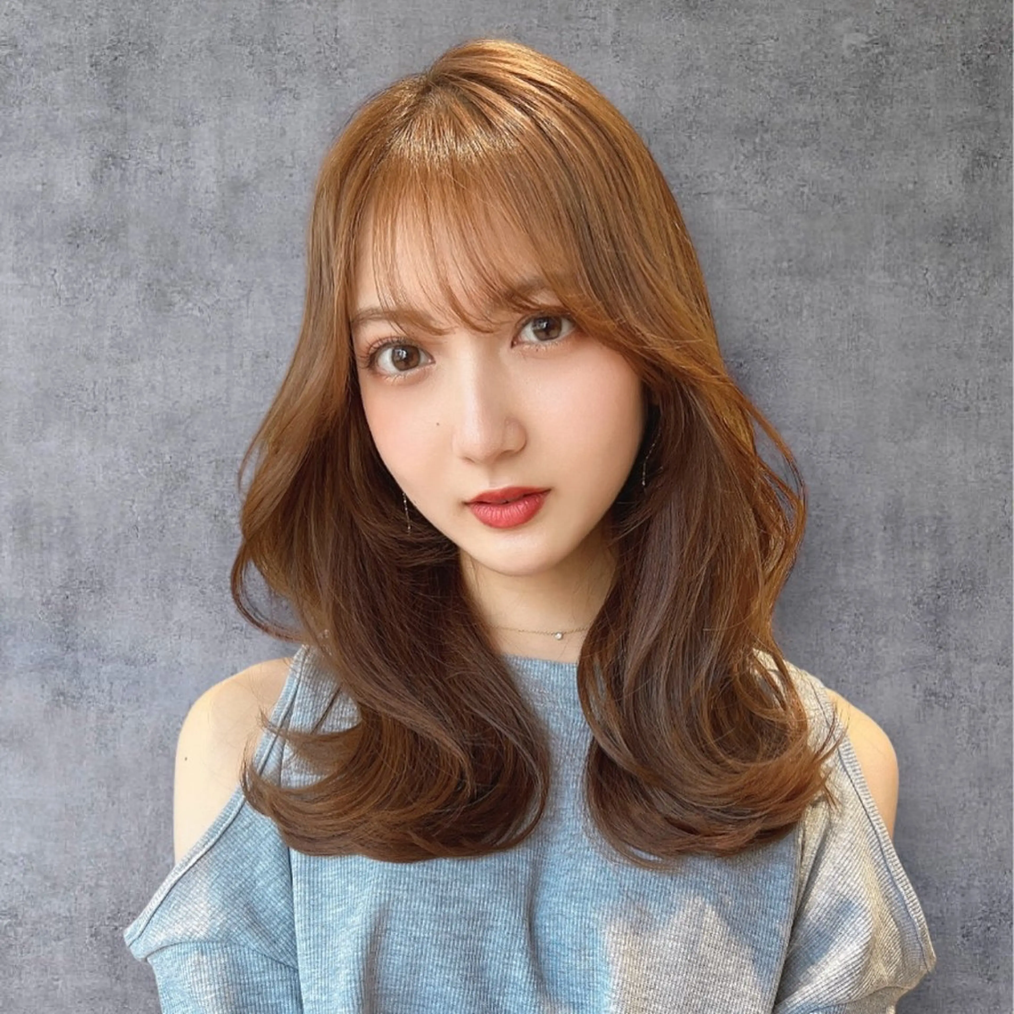 ミディアム カラー 顔周りカット ヘアカラー トリートメント 小山潤/韓国レイヤー /顔周りカットのヘアスタイル