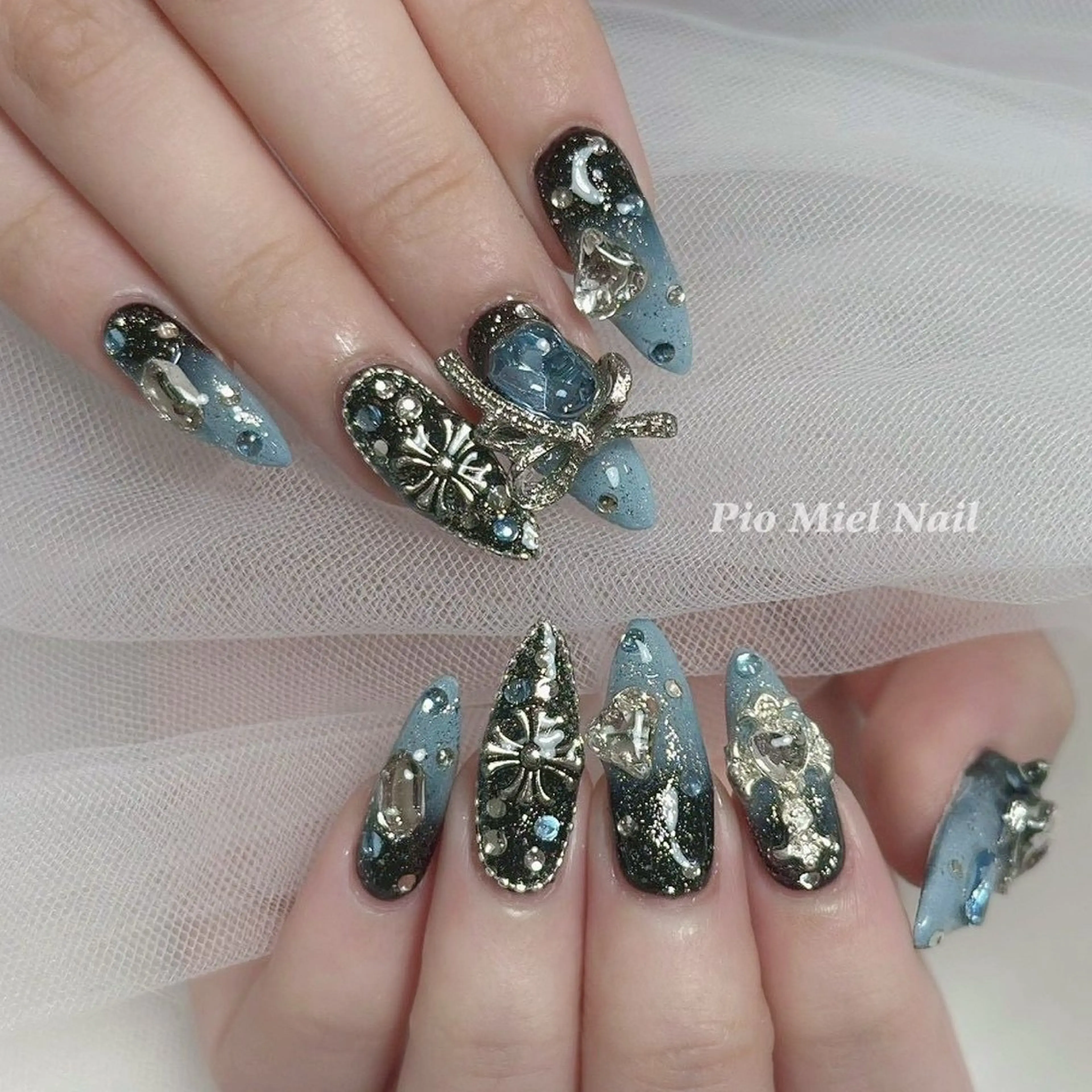 ネイル ハンドネイル HANA 長さだしのネイルデザイン