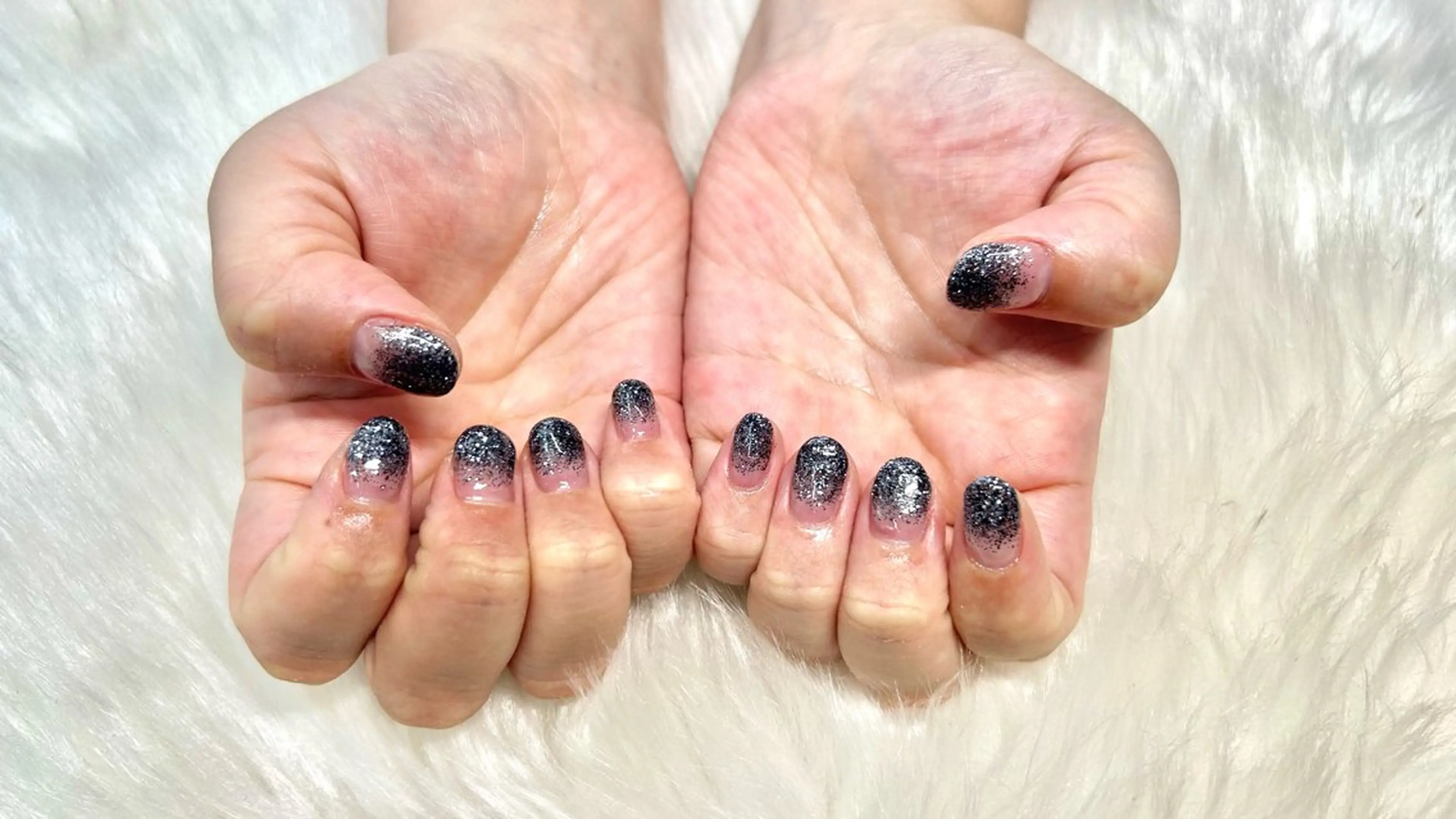 ネイル 二階堂 晴菜のネイルデザイン