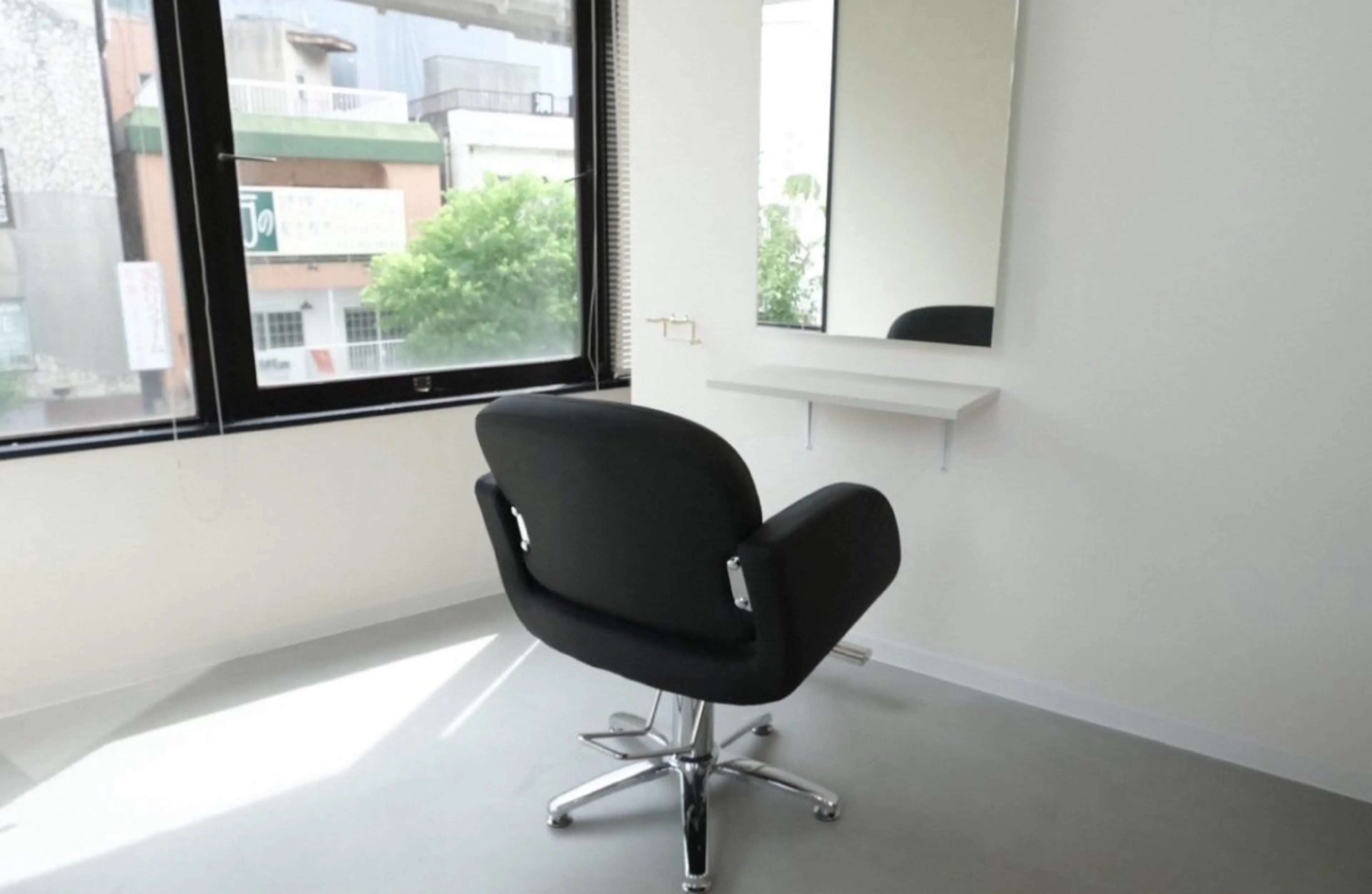 ショート カット midori osawaのヘアスタイル