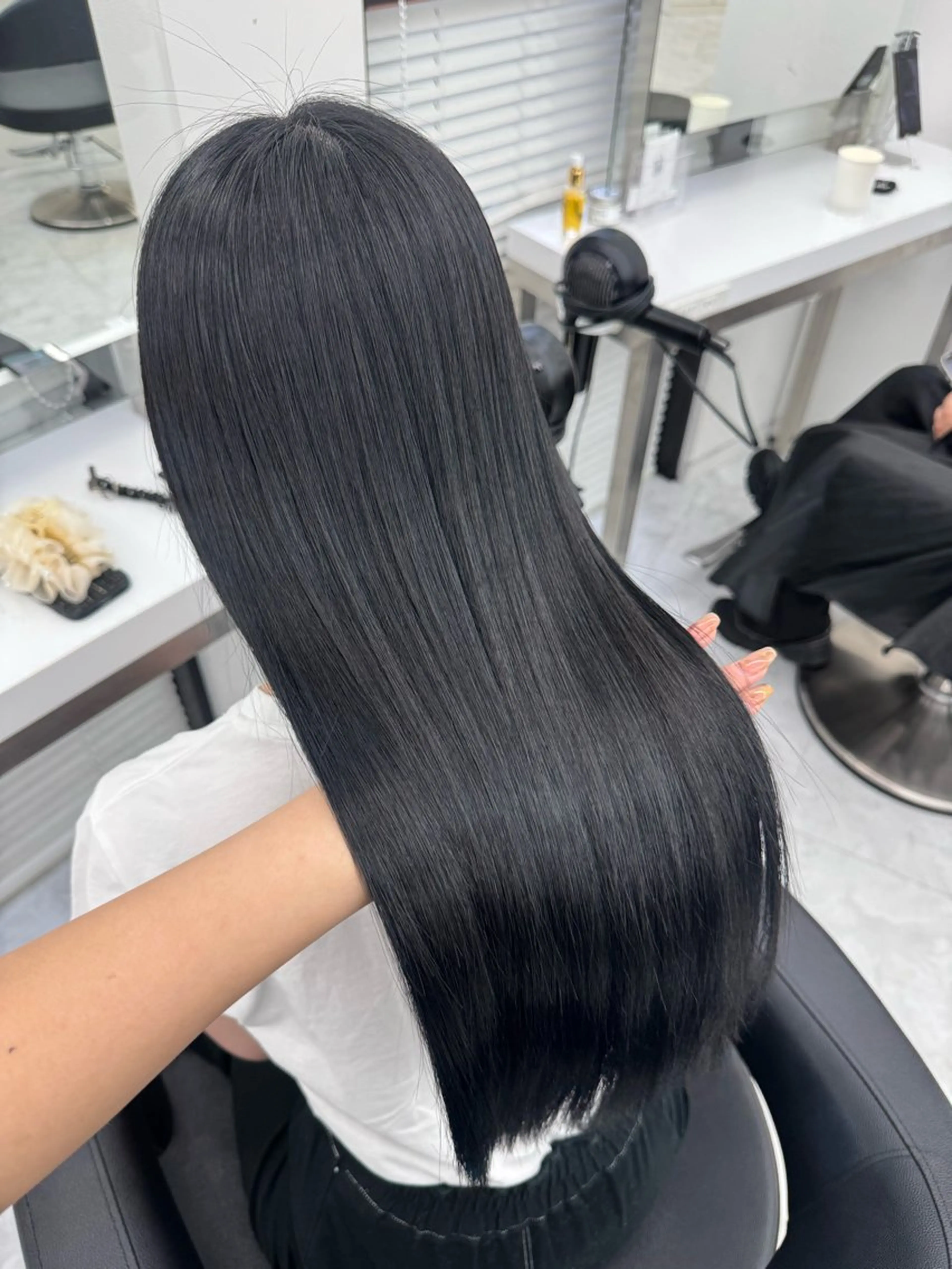 カラー ヘアカラー トリートメント noa🎀美髪縮毛/ 透明感カラーのヘアスタイル