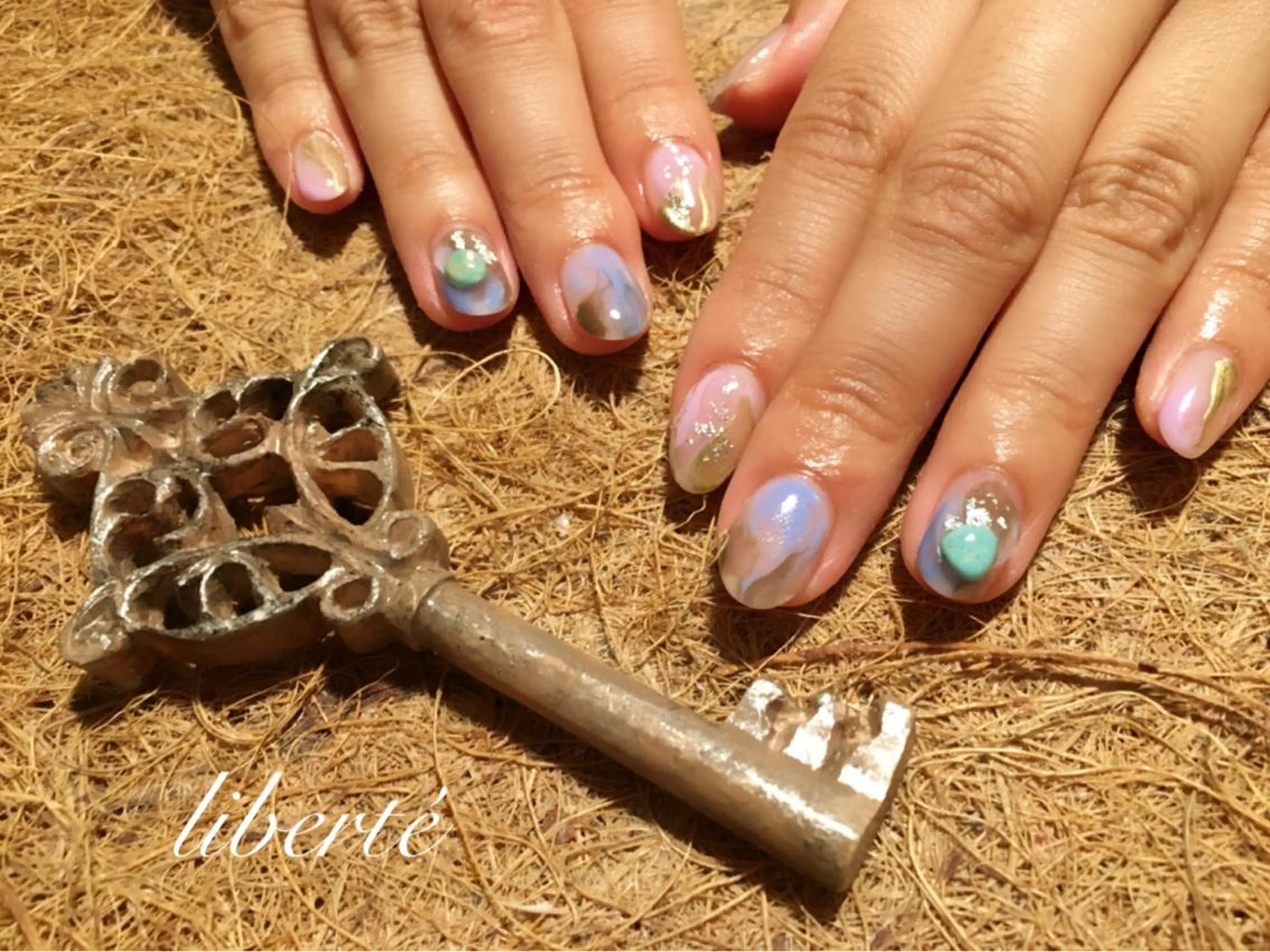 ネイル liberté (リベルテ)のネイルデザイン