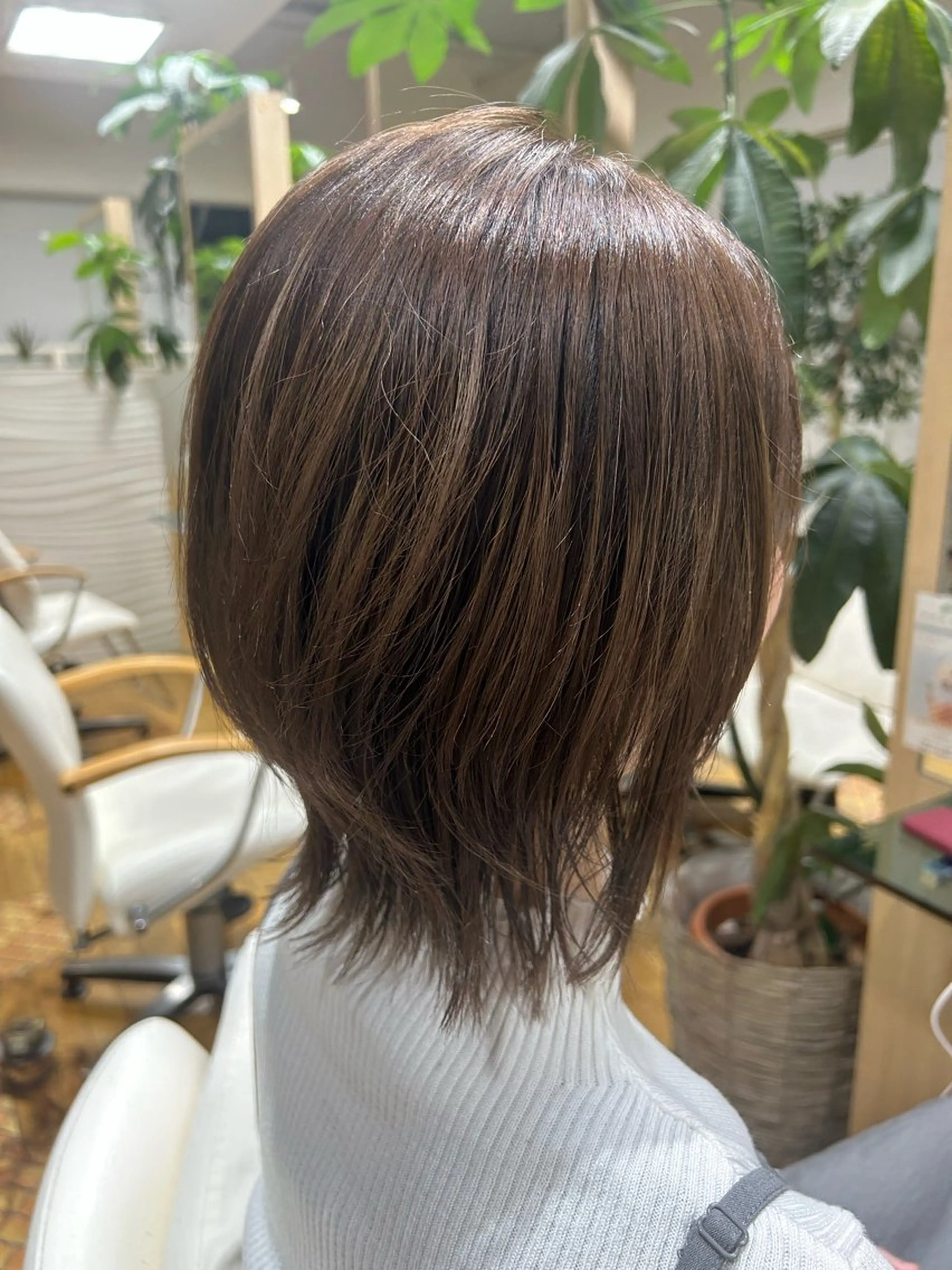 ミディアム ボブレイヤー ボブ レイヤーカット ササキ カノンのヘアスタイル