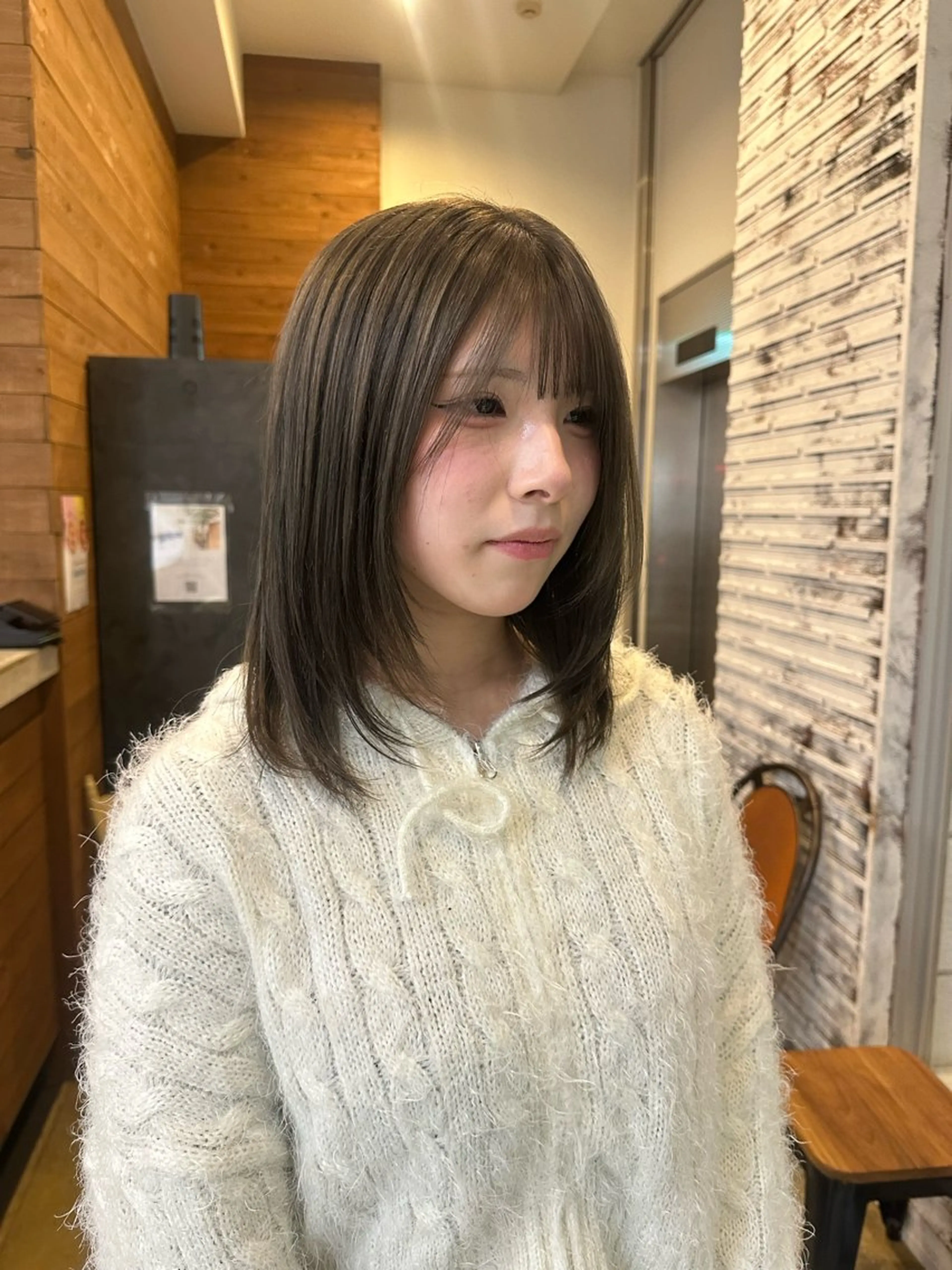 ミディアム 脇田 光理のヘアスタイル