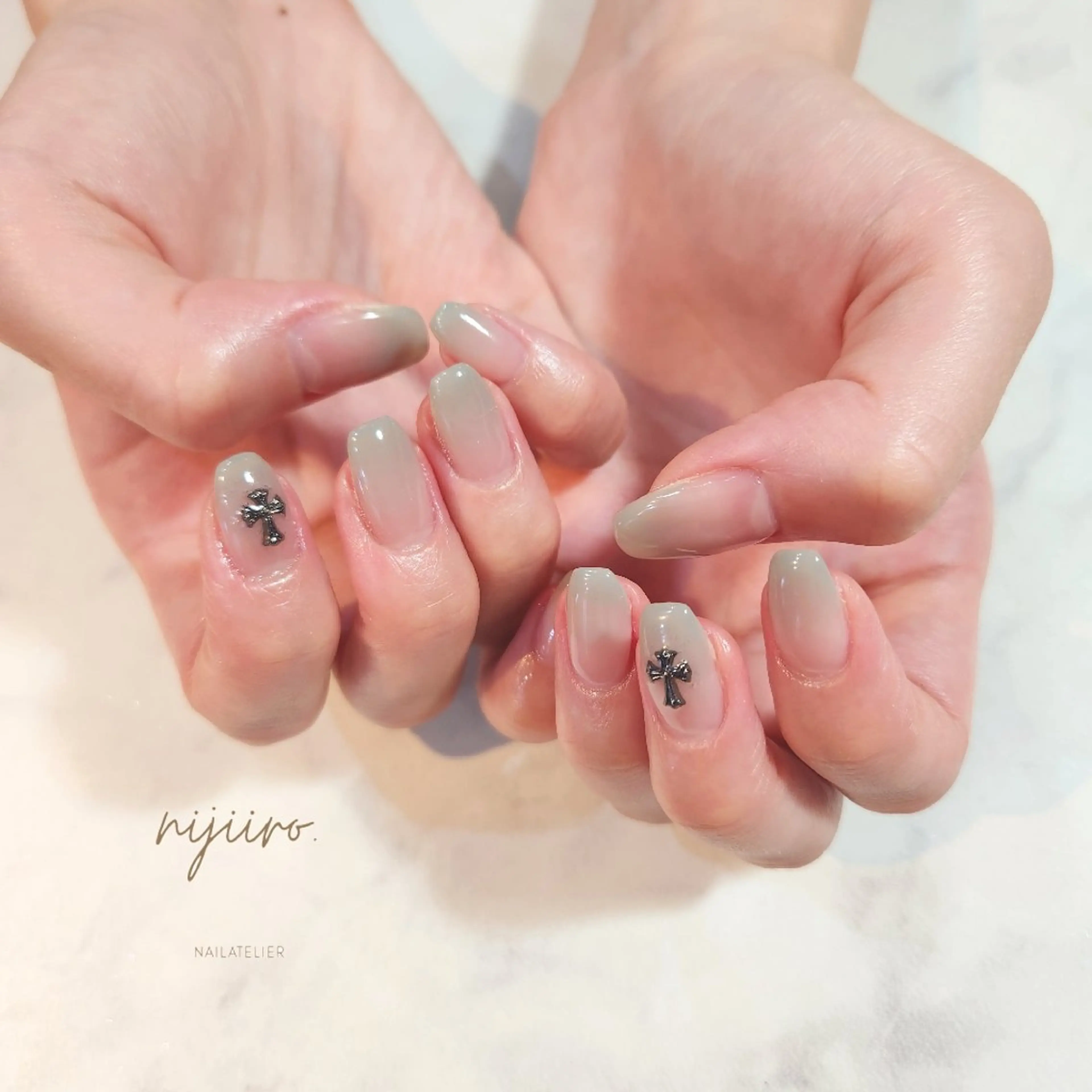 ネイル ハンドネイル nailatelier nijiiro.所属・nijiiro🌈 サトウのネイルデザイン