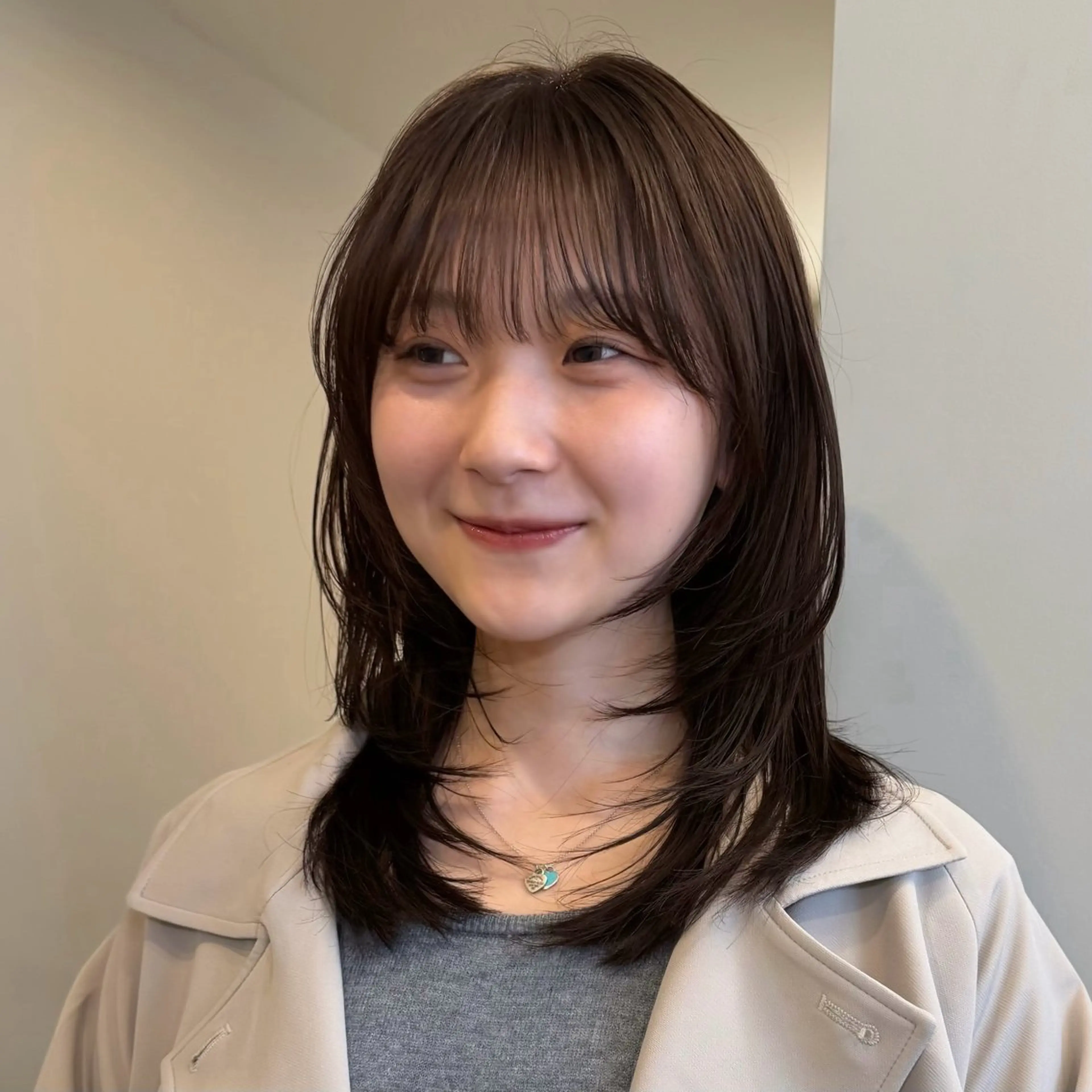 ミディアム カラー SAKI 新宿のヘアスタイル