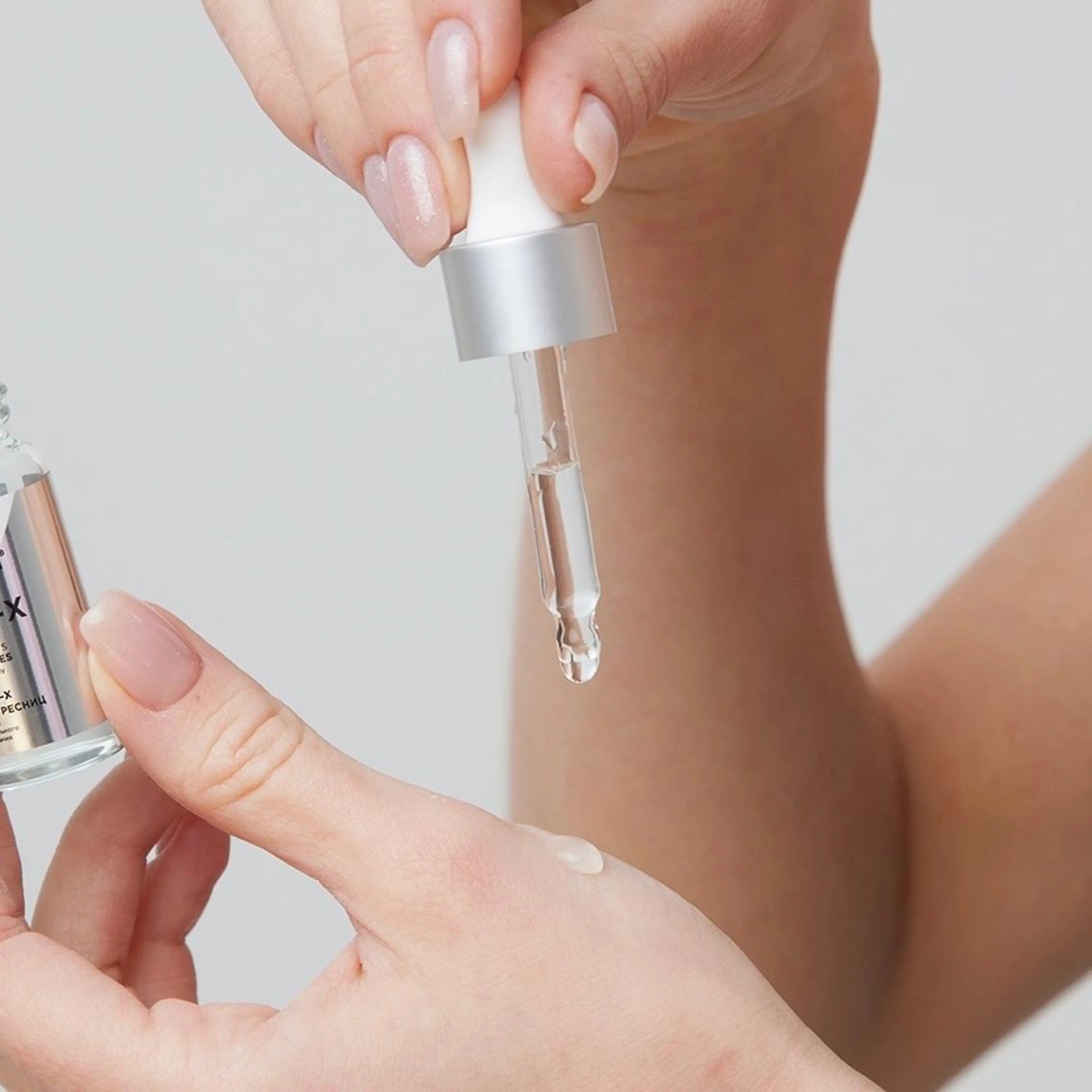 アイブロウ A.i.a (エーアイエー)の眉毛・アイブロウイメージ