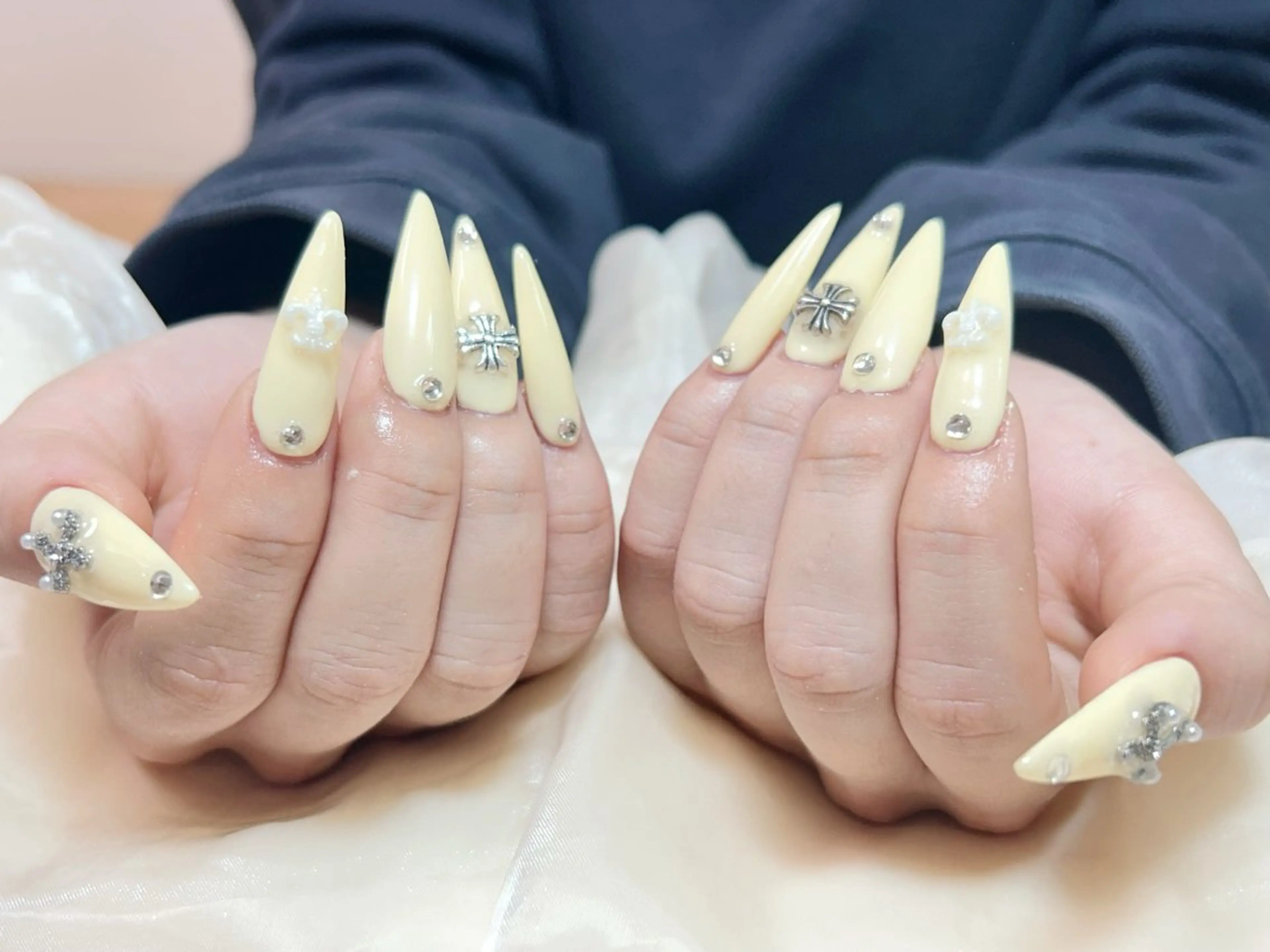 ネイル ハンドネイル ネイルサロンエクラ ななのネイルデザイン
