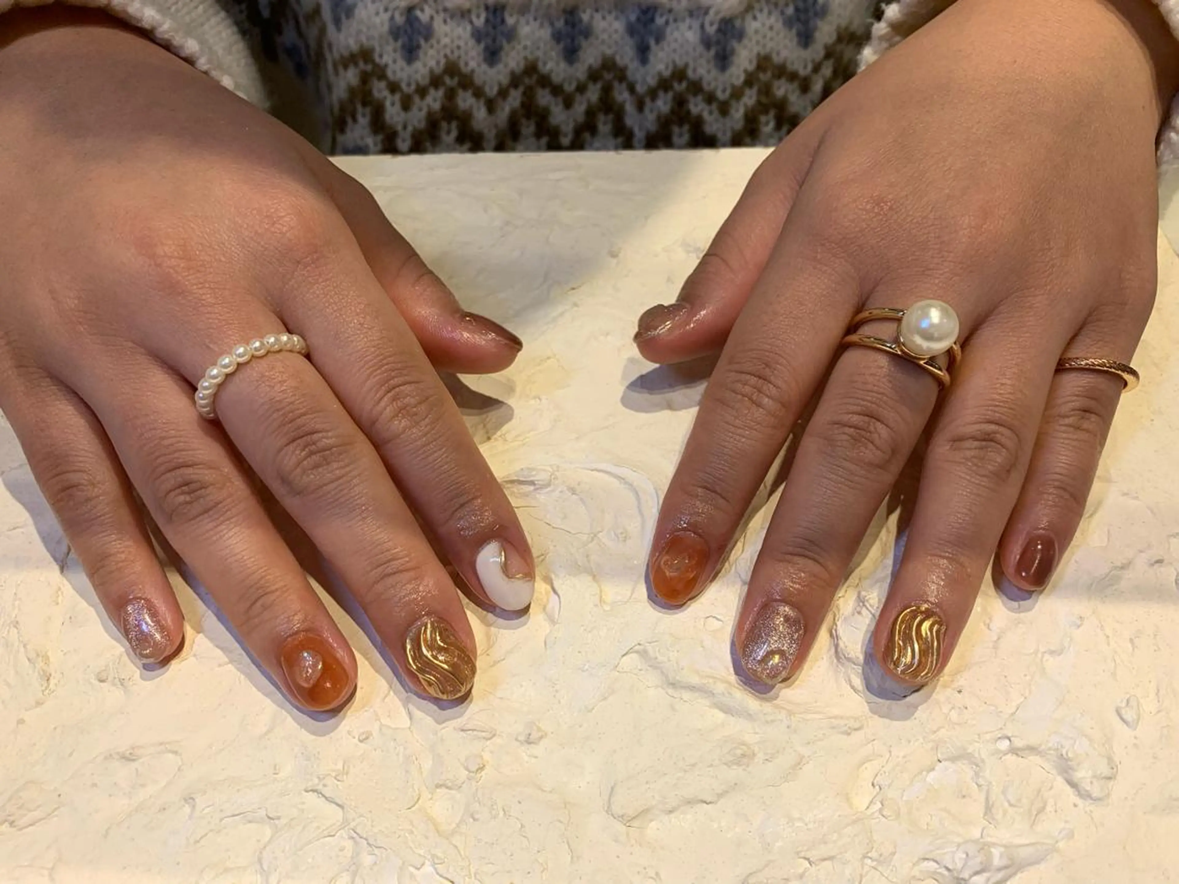 ネイル キラキラネイル 持ち込み ニュアンスネイル マキノ ユイのネイルデザイン