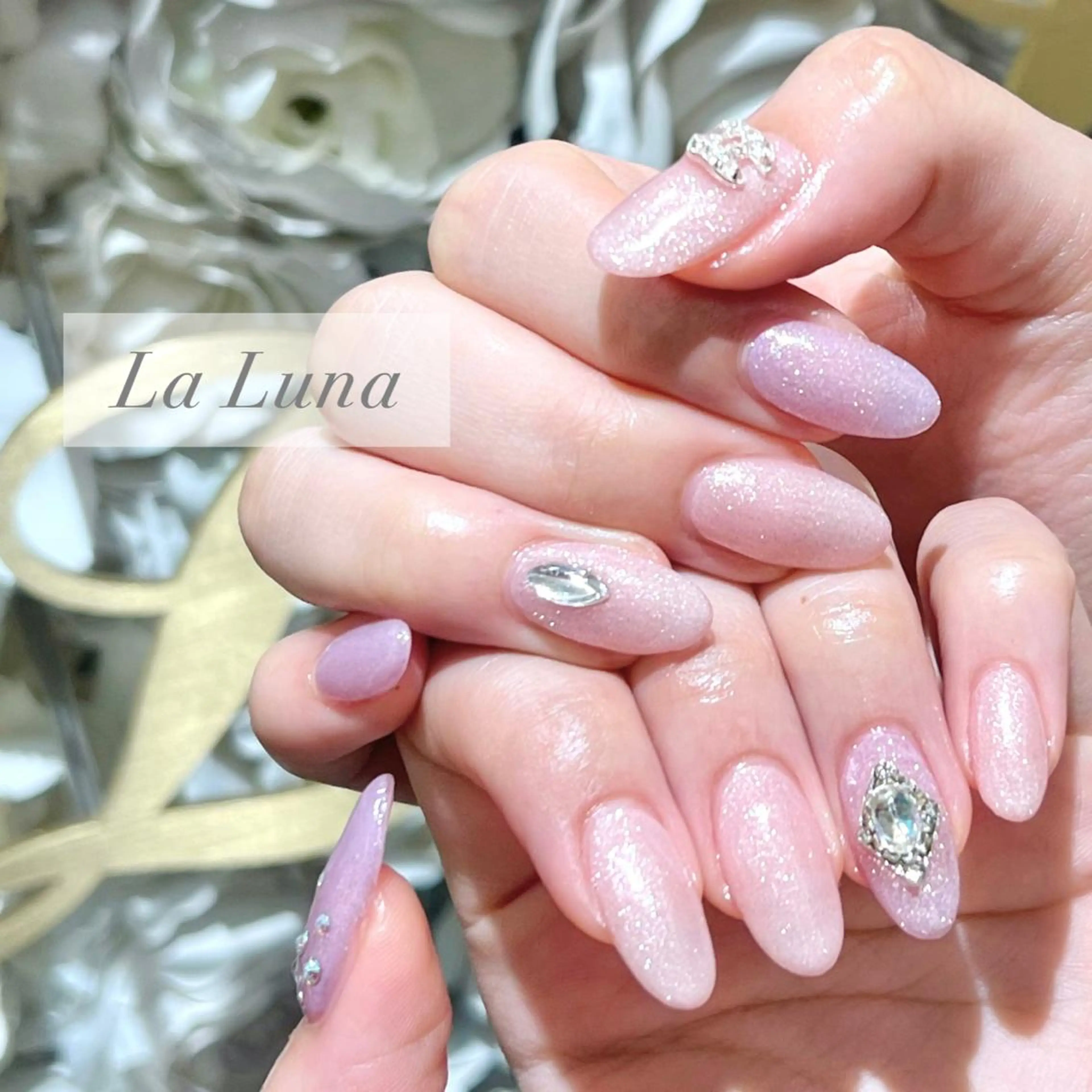 ネイル ＬａＬｕｎａ🌙 Natsukiのネイルデザイン