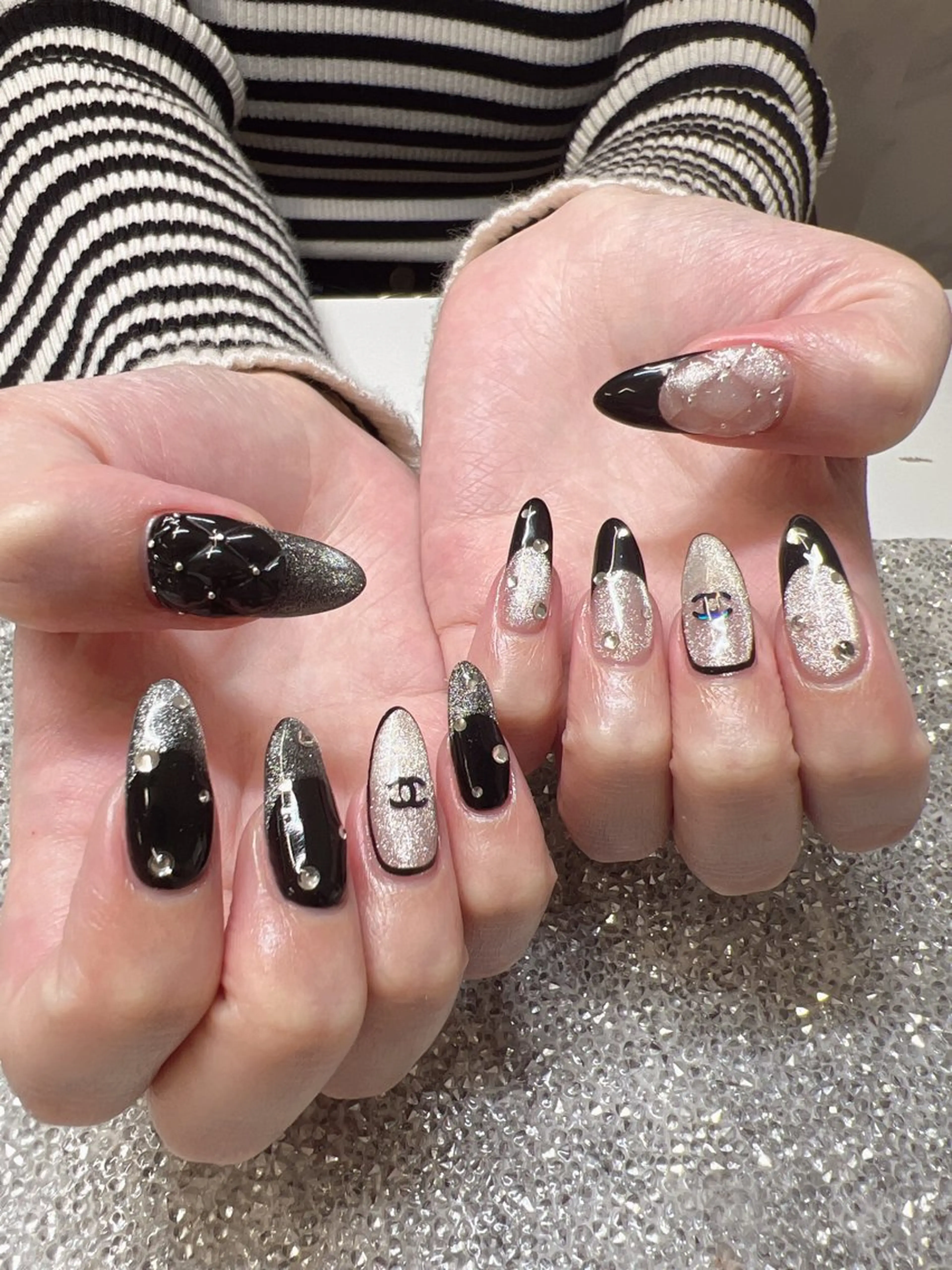 ネイル ガレンドウ 白澤 愛子のネイルデザイン