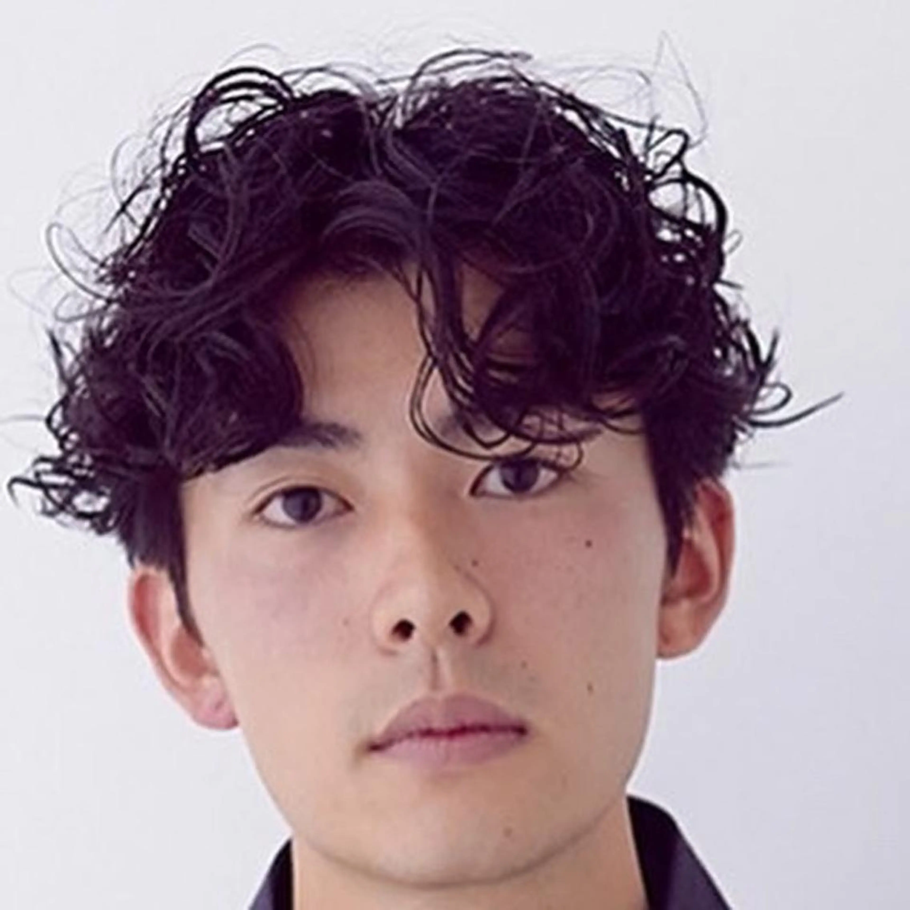 ショート パーマ メンズ メンズパーマ カット ヘアカラー パーマ 縮毛矯正 トリートメント メンズパーマ タカキリョウのヘアスタイル