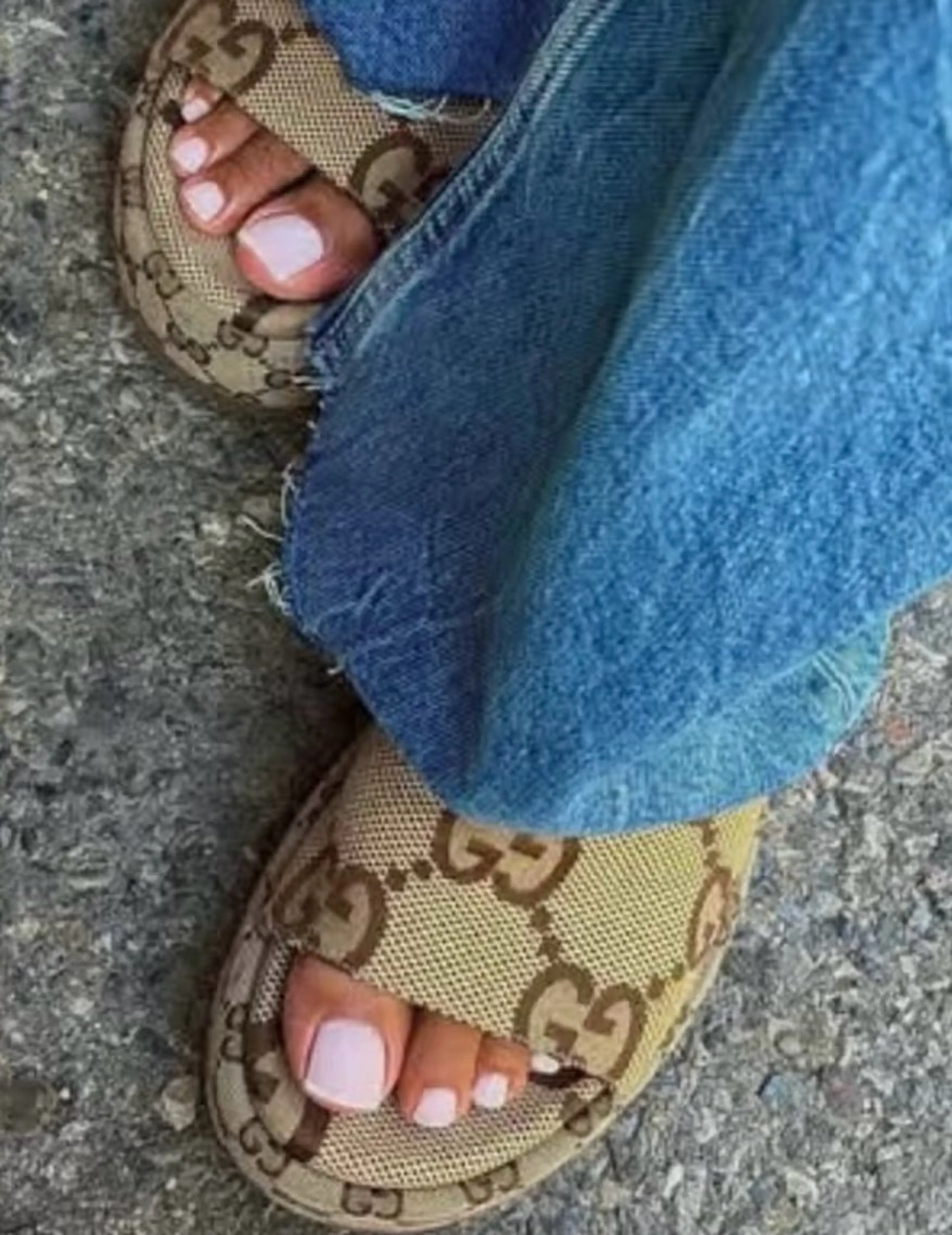 ネイル 高木 維麗絲のネイルデザイン