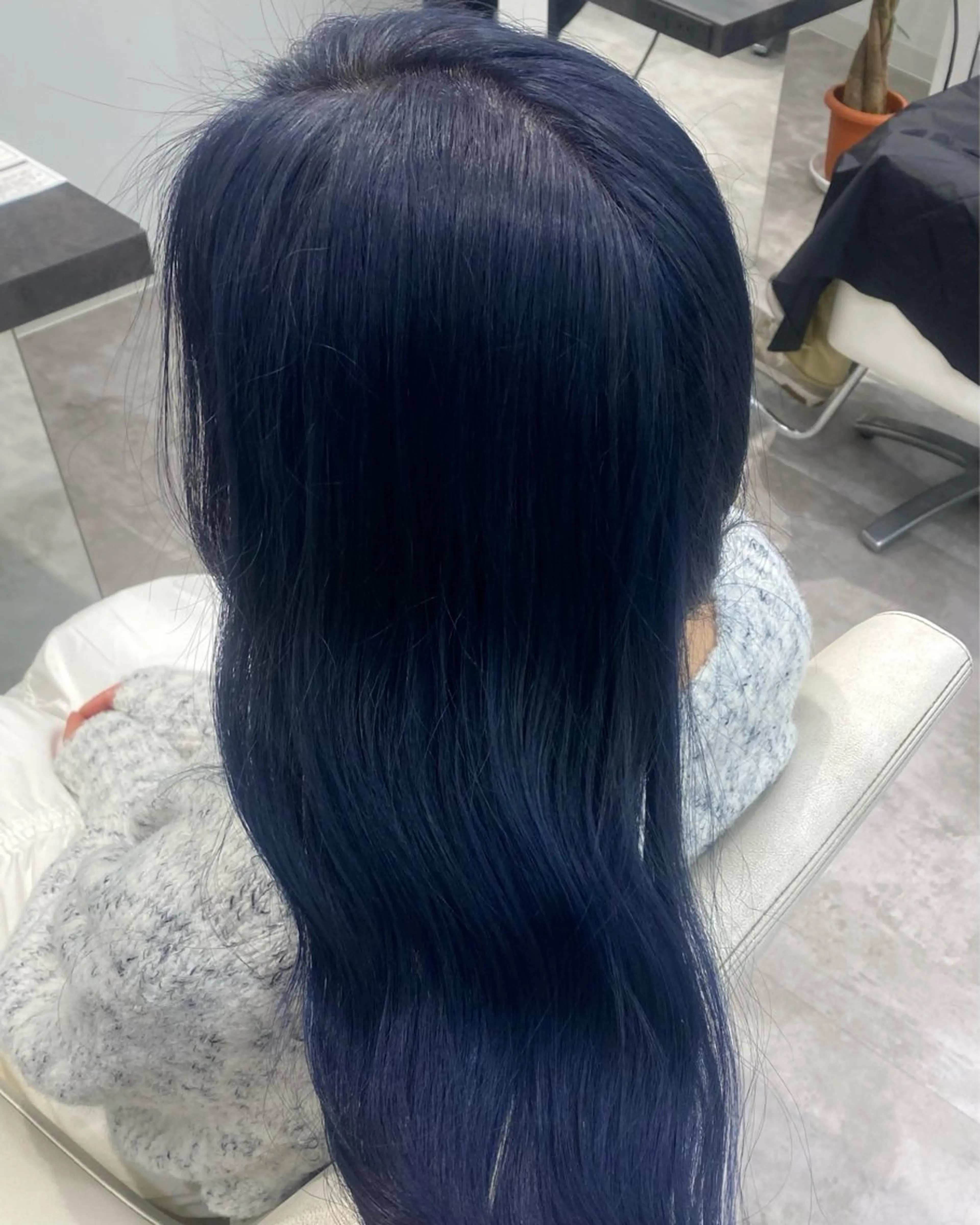 ロング カラー ブルーカラー ヘアカラー トリートメント 透明感カラー/髪質 改善🎀suzukaのヘアスタイル