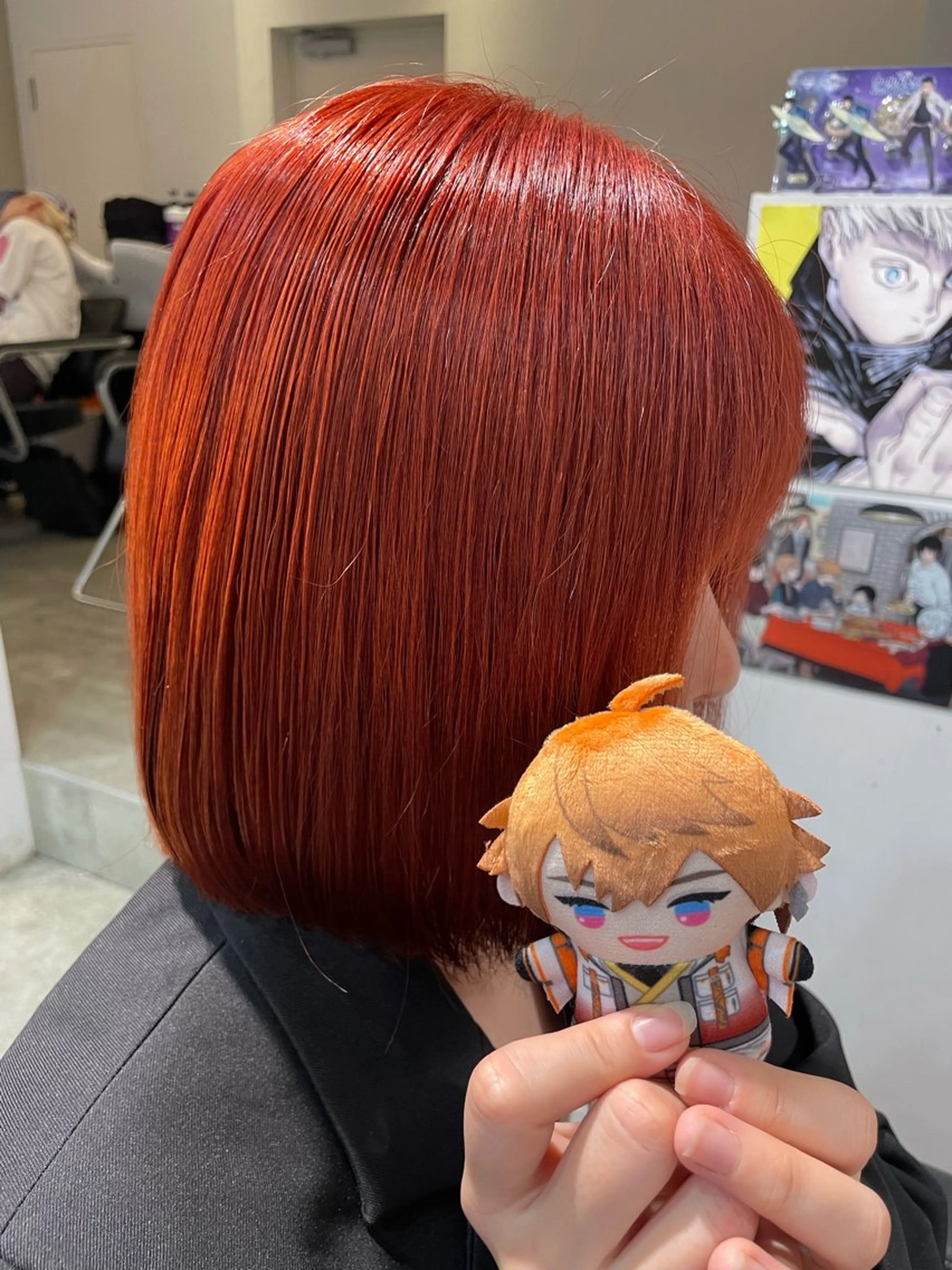 セミロング カラー ブリーチ ケアブリーチ ダブルカラー オレンジ ボブ ヘアカラー トリートメント インナーカラー 推し ブリーチ 髪質改善のヘアスタイル