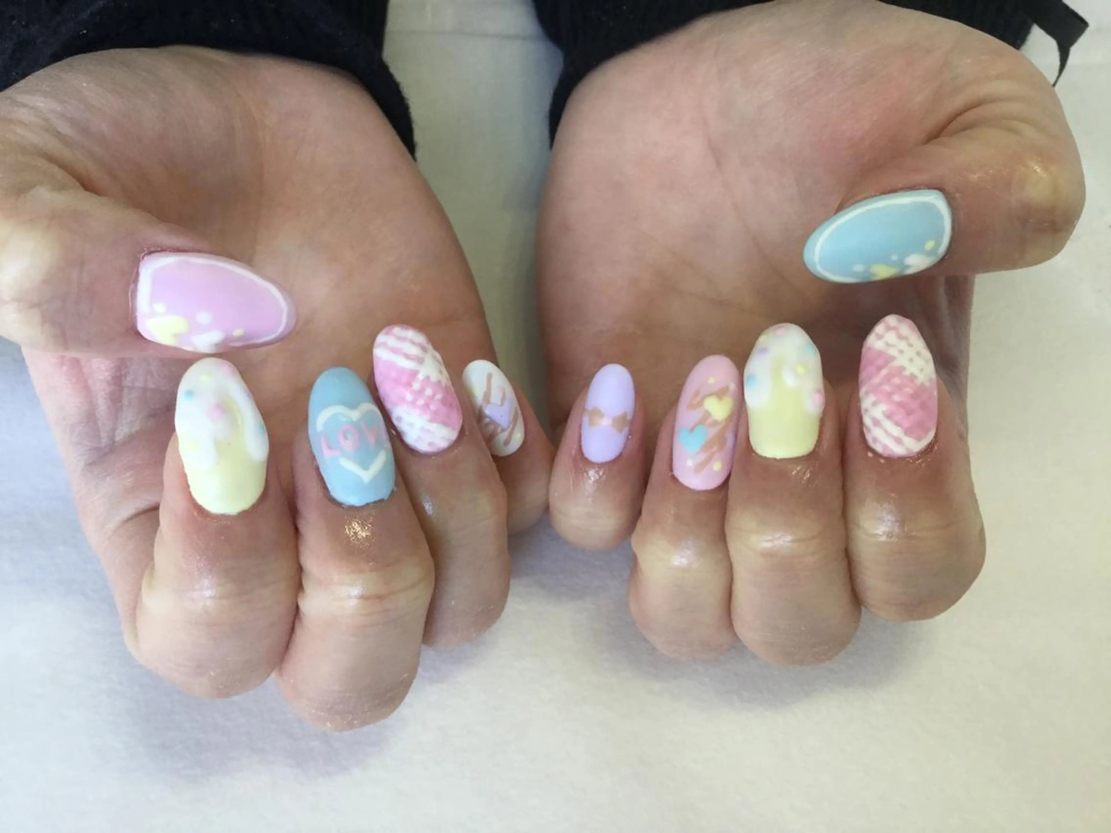 ネイル ハンドネイル 💎🐰 saki. m 🐰💎のネイルデザイン