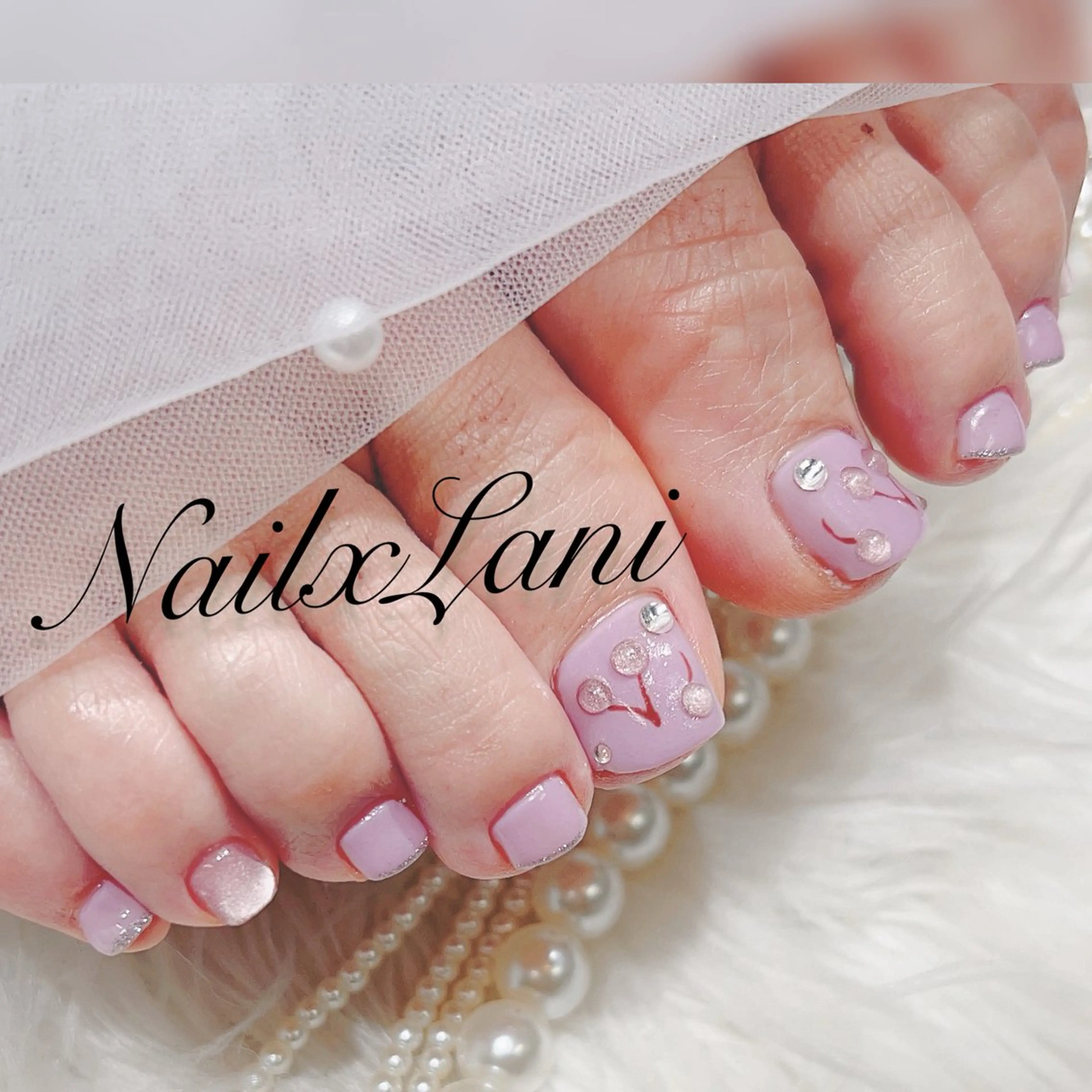 ネイル フットネイル ジェルネイル マグネットネイル パラジェル ネイルチップ フットネイル Nail×Lani 深爪矯正対応◎のネイルデザイン