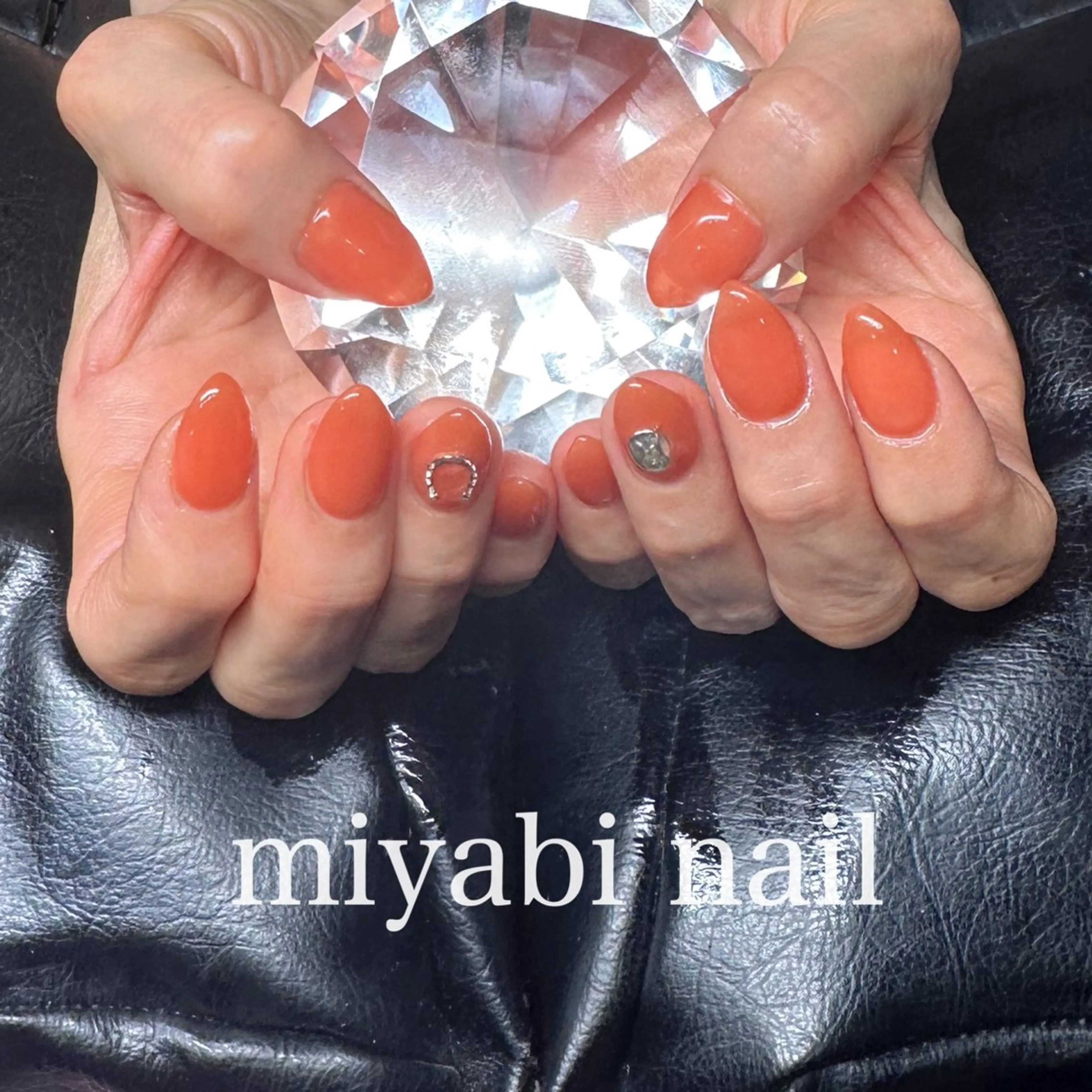 ネイル ジェルネイル 持ち込み オレンジ シンプルネイル 夏ネイル ハンドネイル miyabi nail 桂川駅近くのネイルデザイン