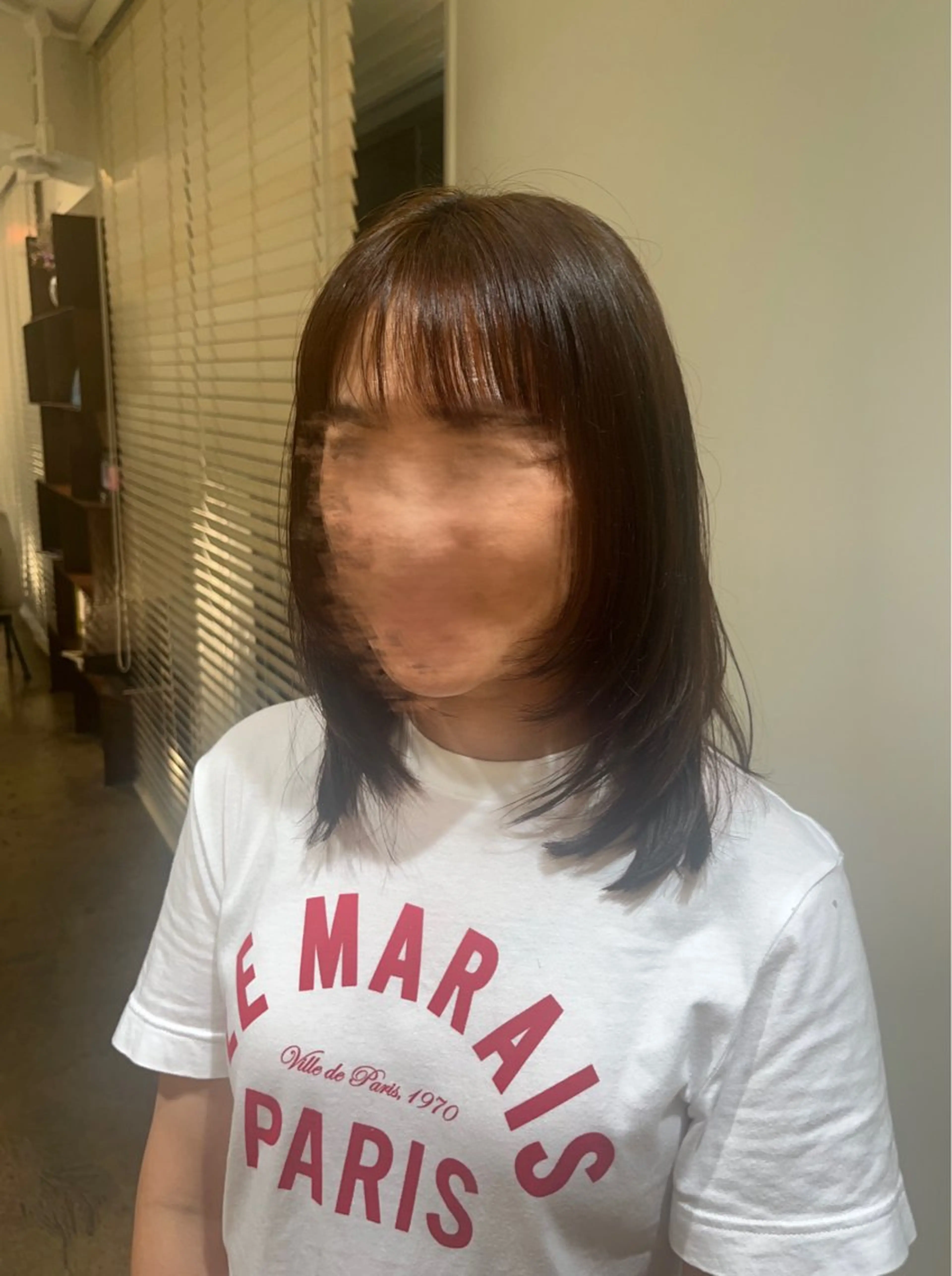 ミディアム レイヤーカット 海老原 若菜のヘアスタイル