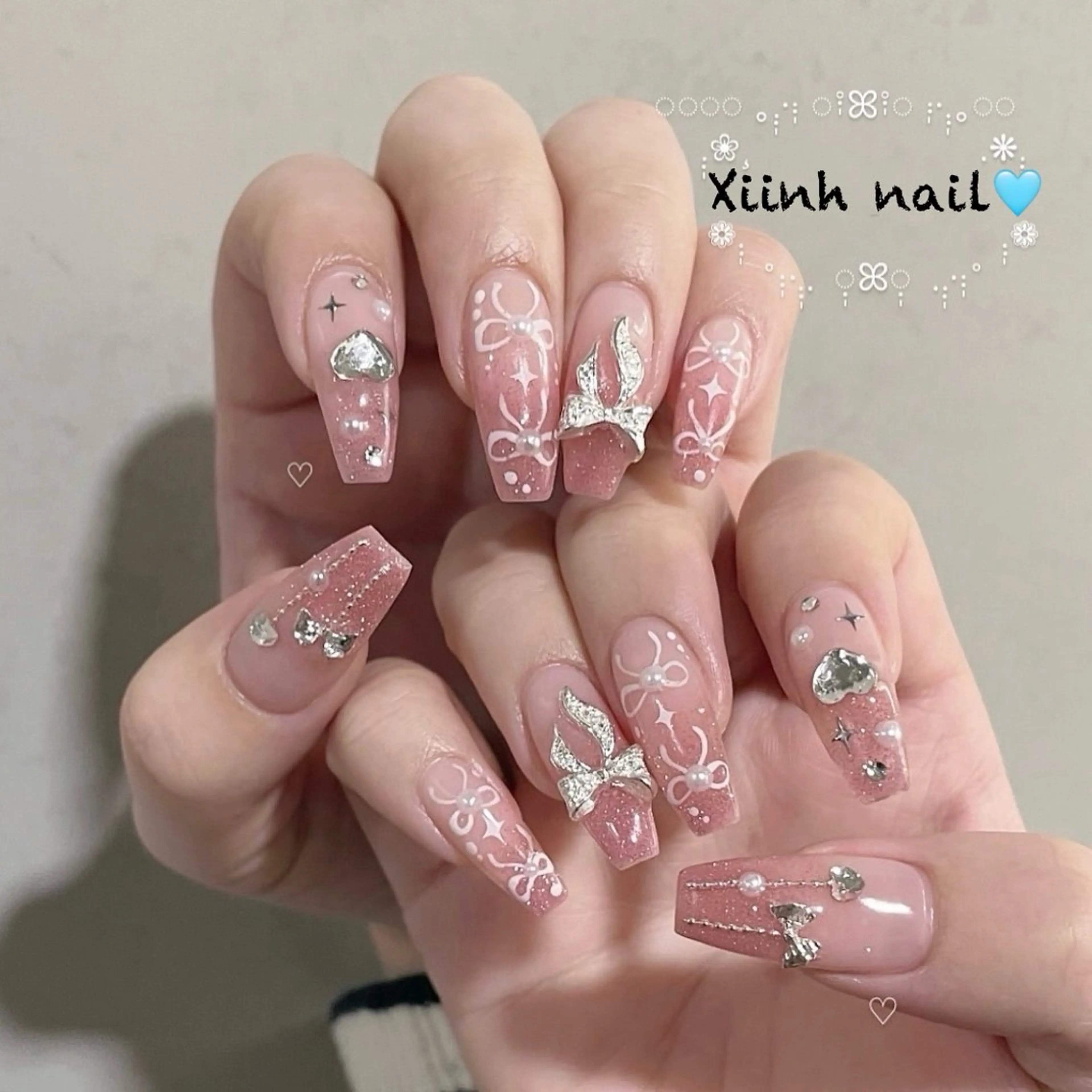 ネイル チークネイル フットネイル フレンチネイル ジェルネイル ハロウィン XIINH NAIL SALONのネイルデザイン