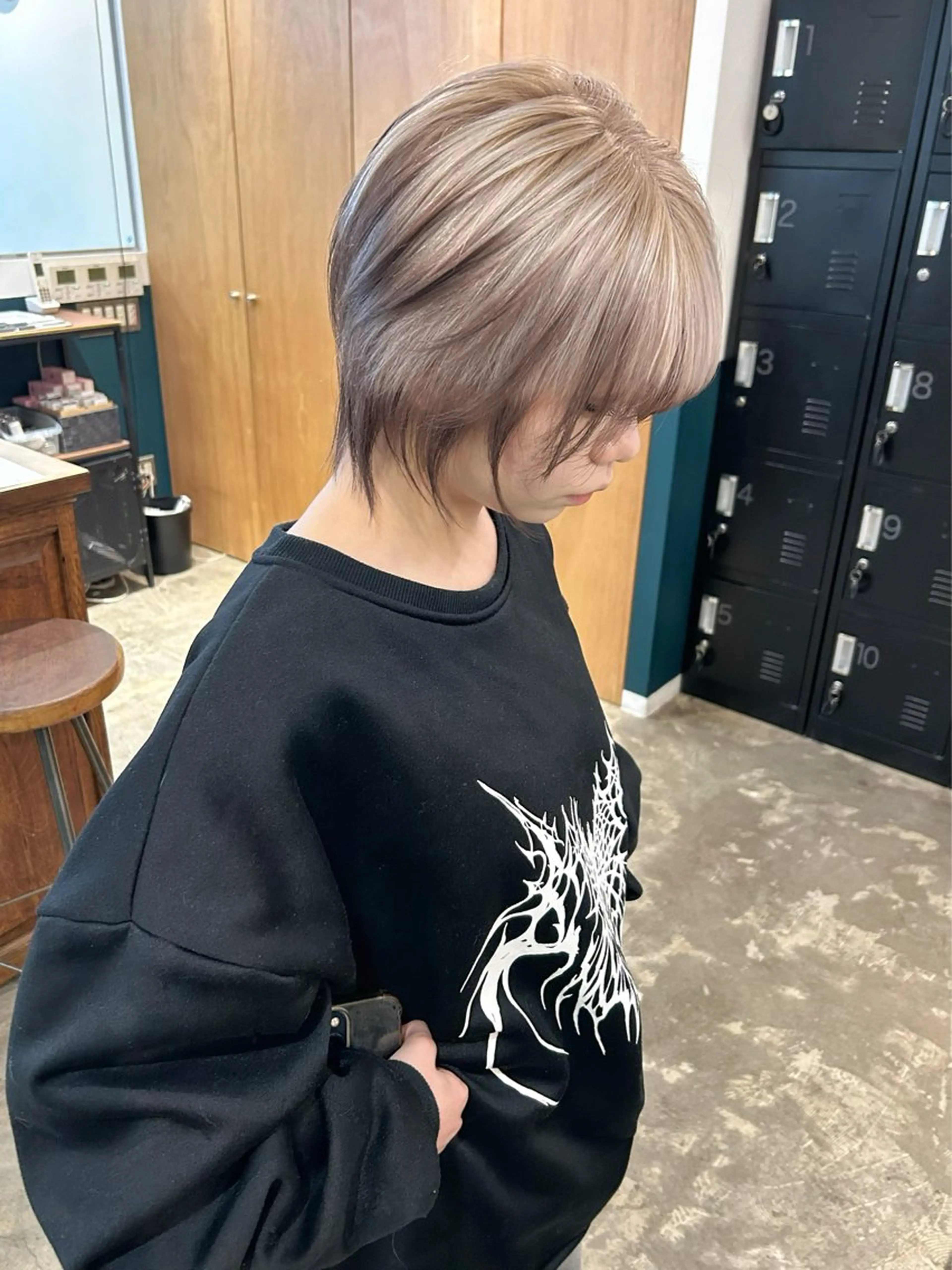 ショート カラー ウルフカット カット ヘアカラー カラーリスト菅野 竜矢🌈のヘアスタイル
