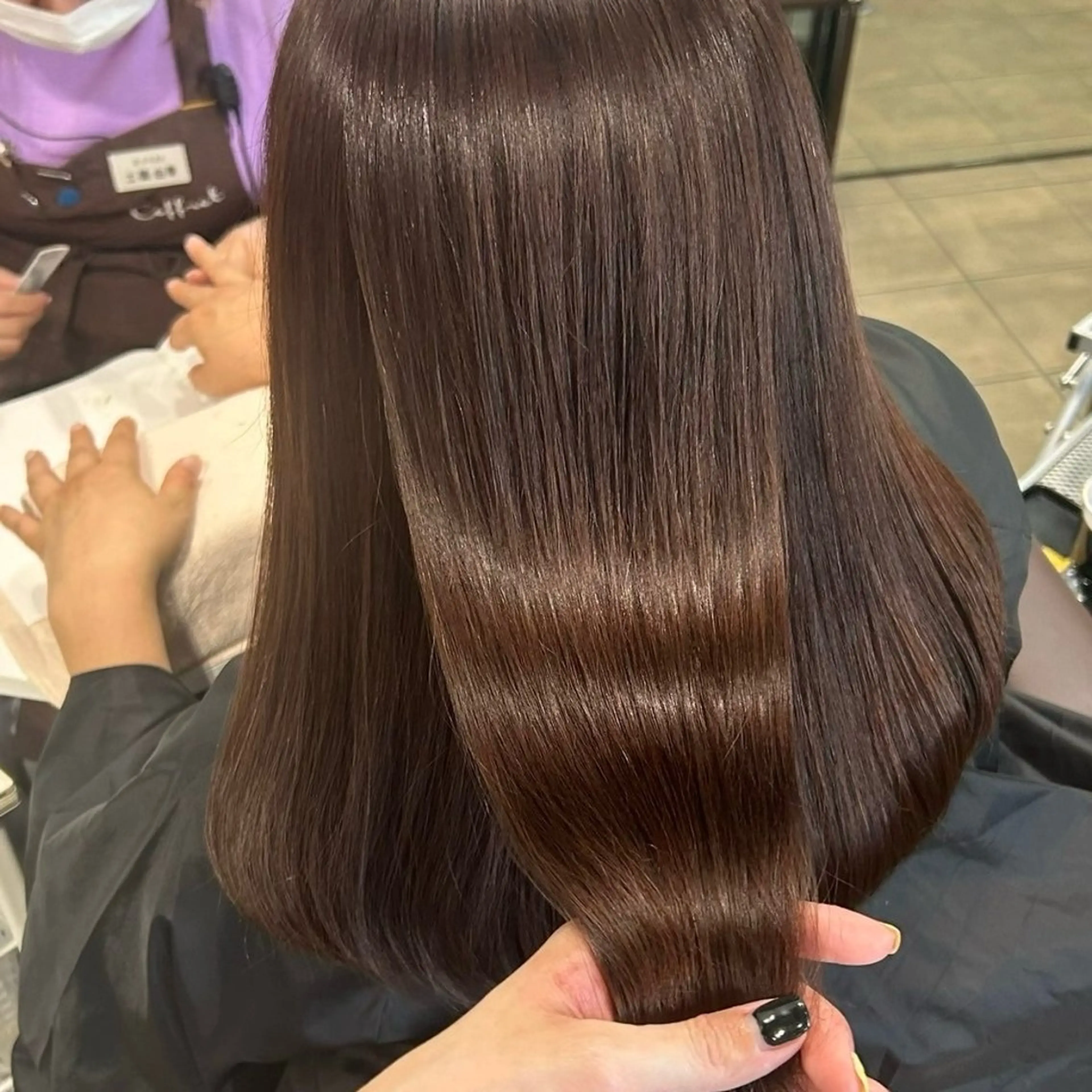 セミロング カラー uni 江坂🦋 木下風子のヘアスタイル