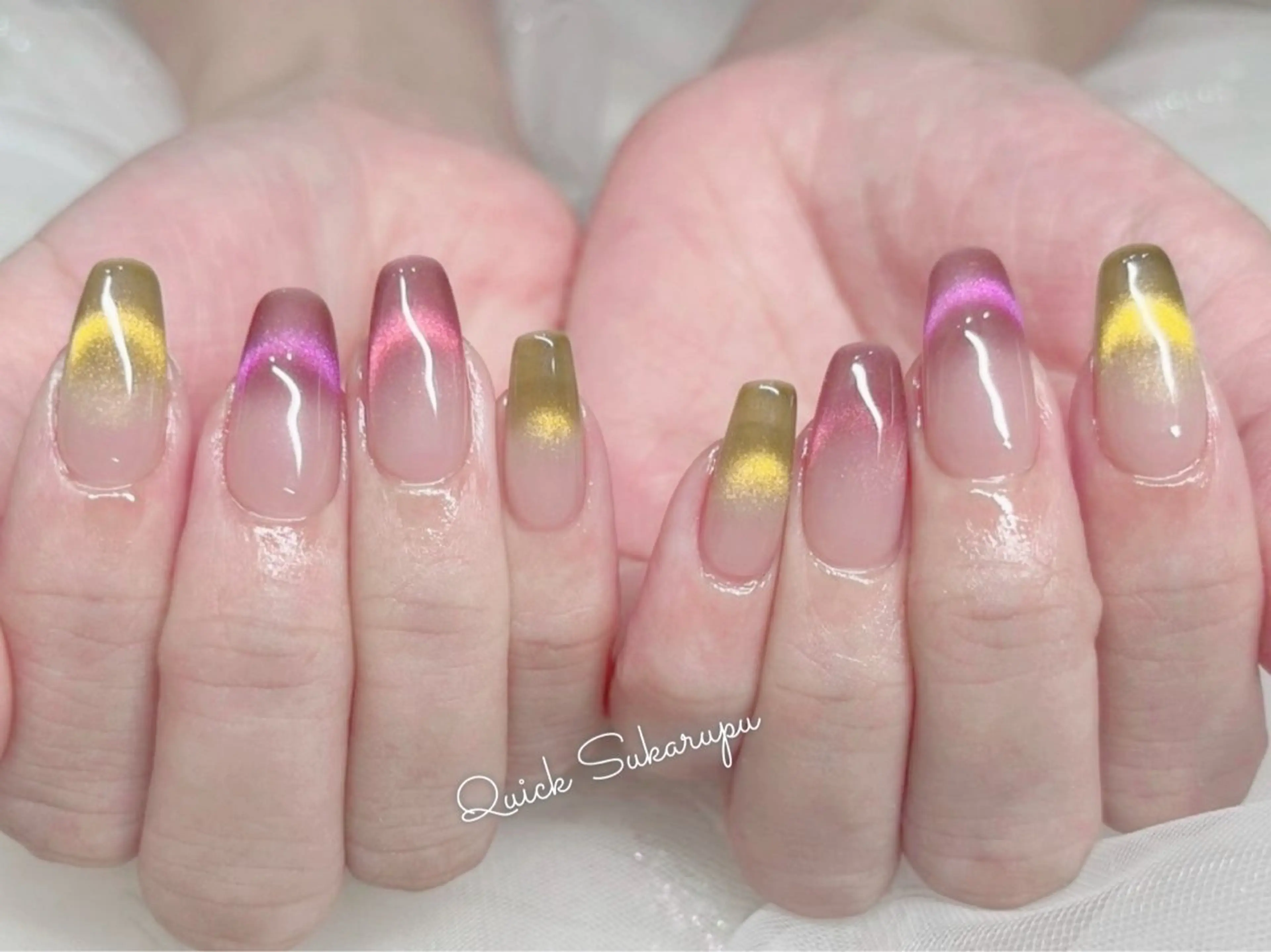 ミディアム ハンドネイル Quick Sukarupu新宿のネイルデザイン