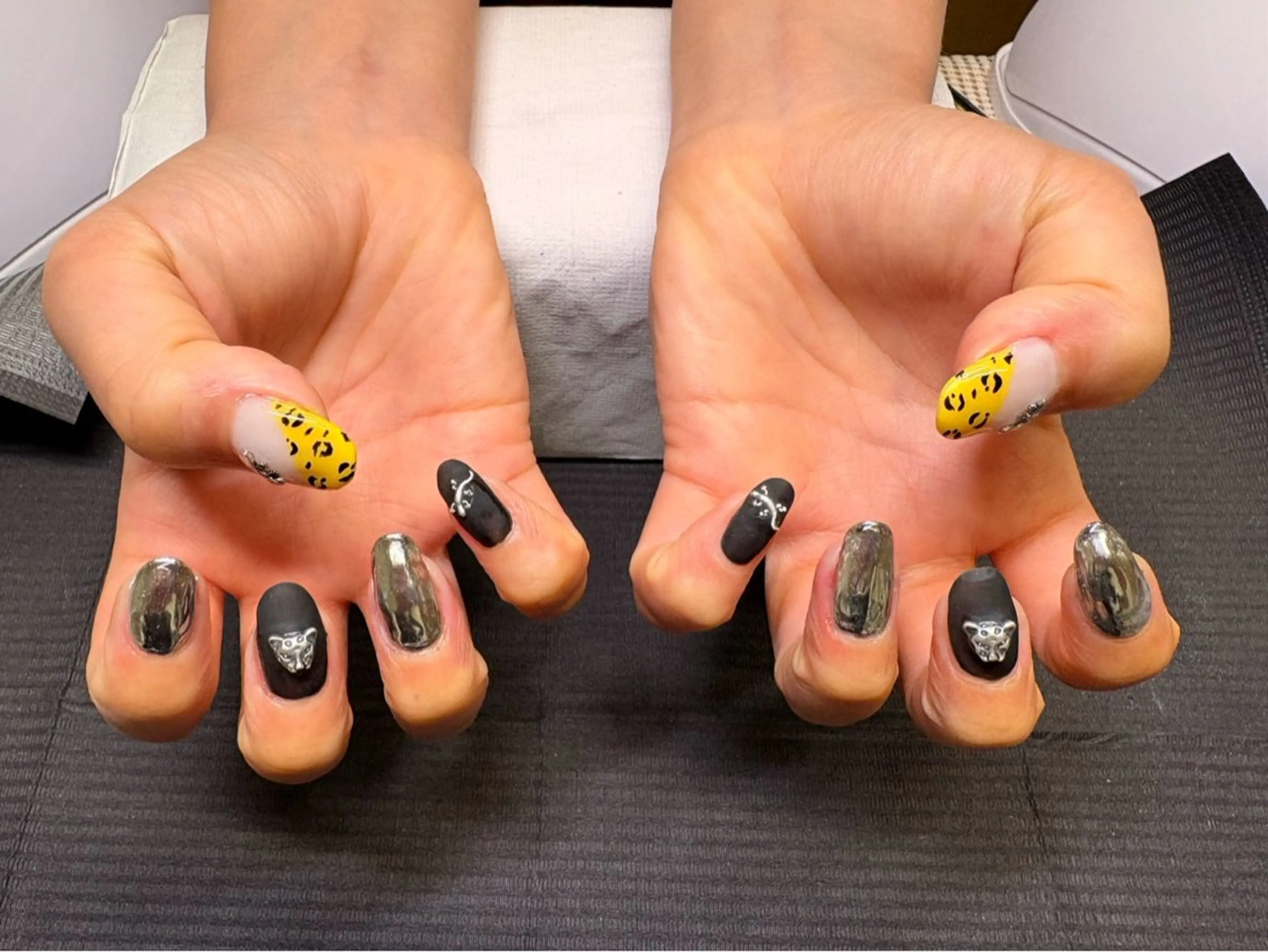 ネイル マットネイル ミラーネイル 持ち込み ハンドネイル Horizon☆Nails所属・Horizon ☆ Nailsのネイルデザイン