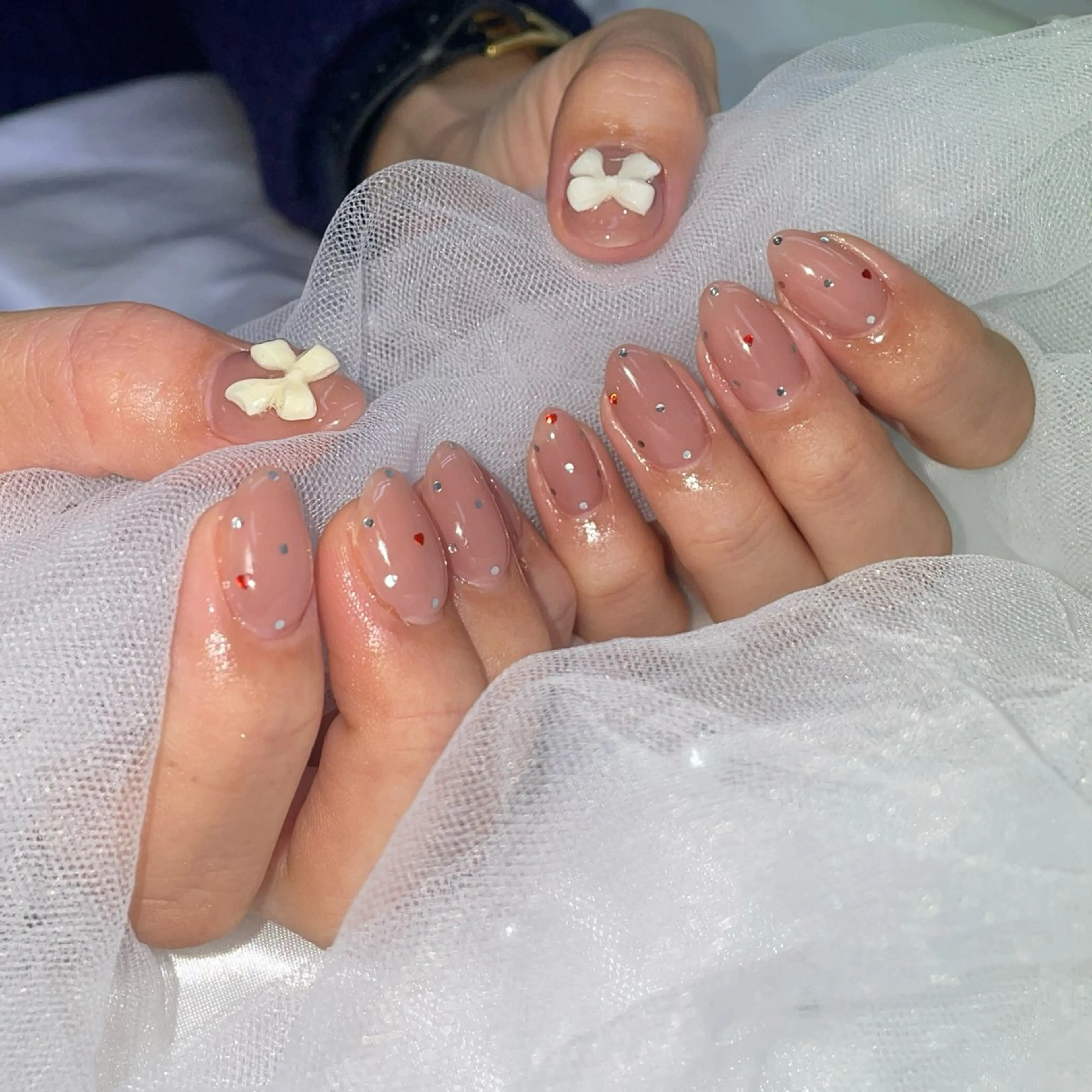 ネイル バレンタイン ホワイト 友井川 綾華のネイルデザイン