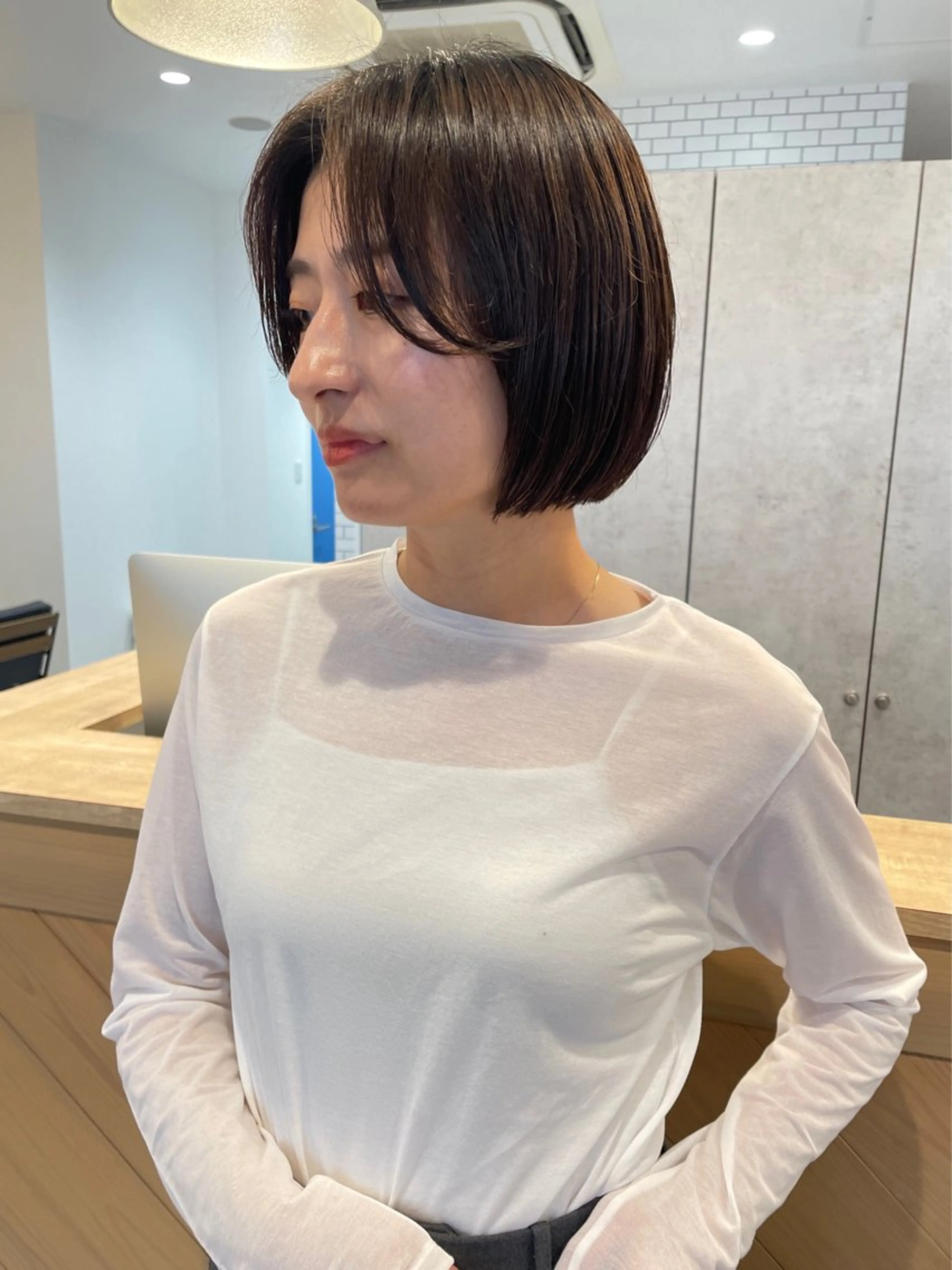 ショート ofF élua所属・🌵ボブ/切りっぱな し/ショート藤長芽生のヘアスタイル