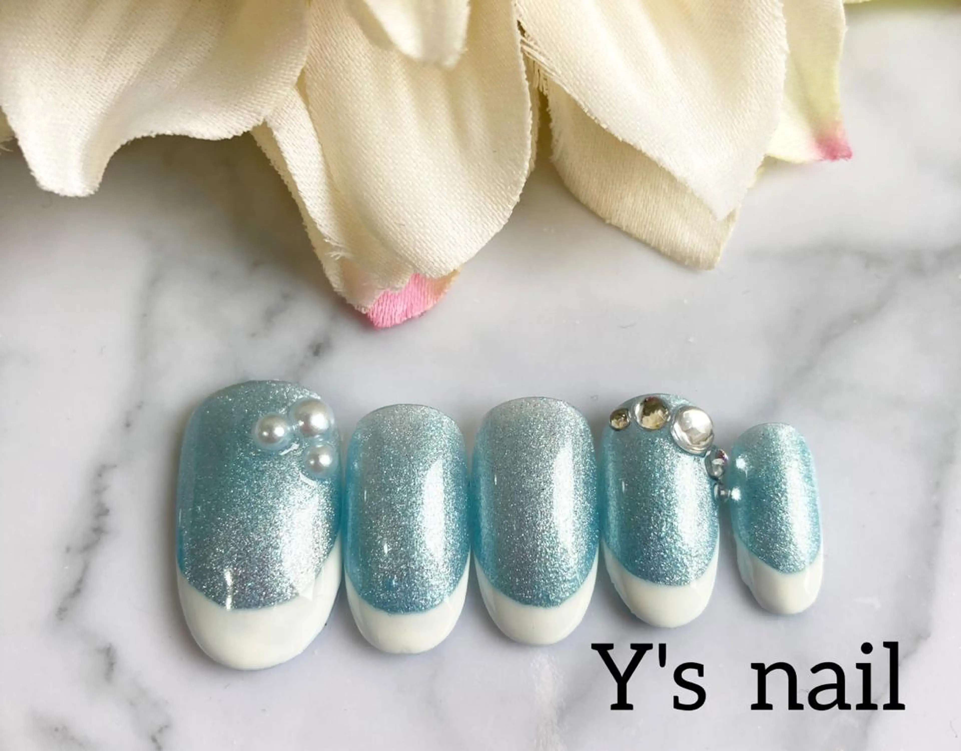 ネイル 手書きが得意🖌️ Y’s  nailのネイルデザイン