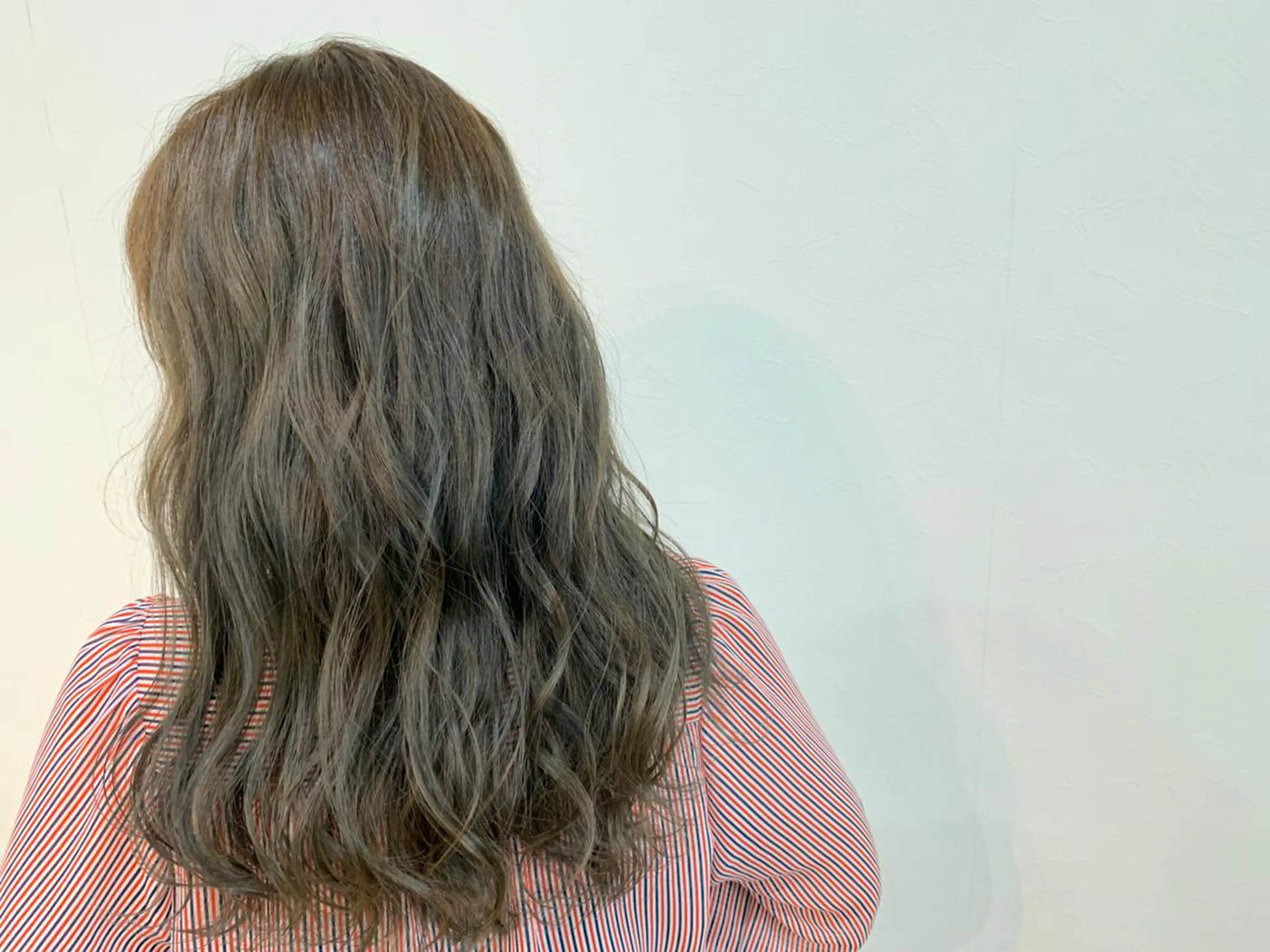 ロング ヘアカラー 清光 泰之のヘアスタイル