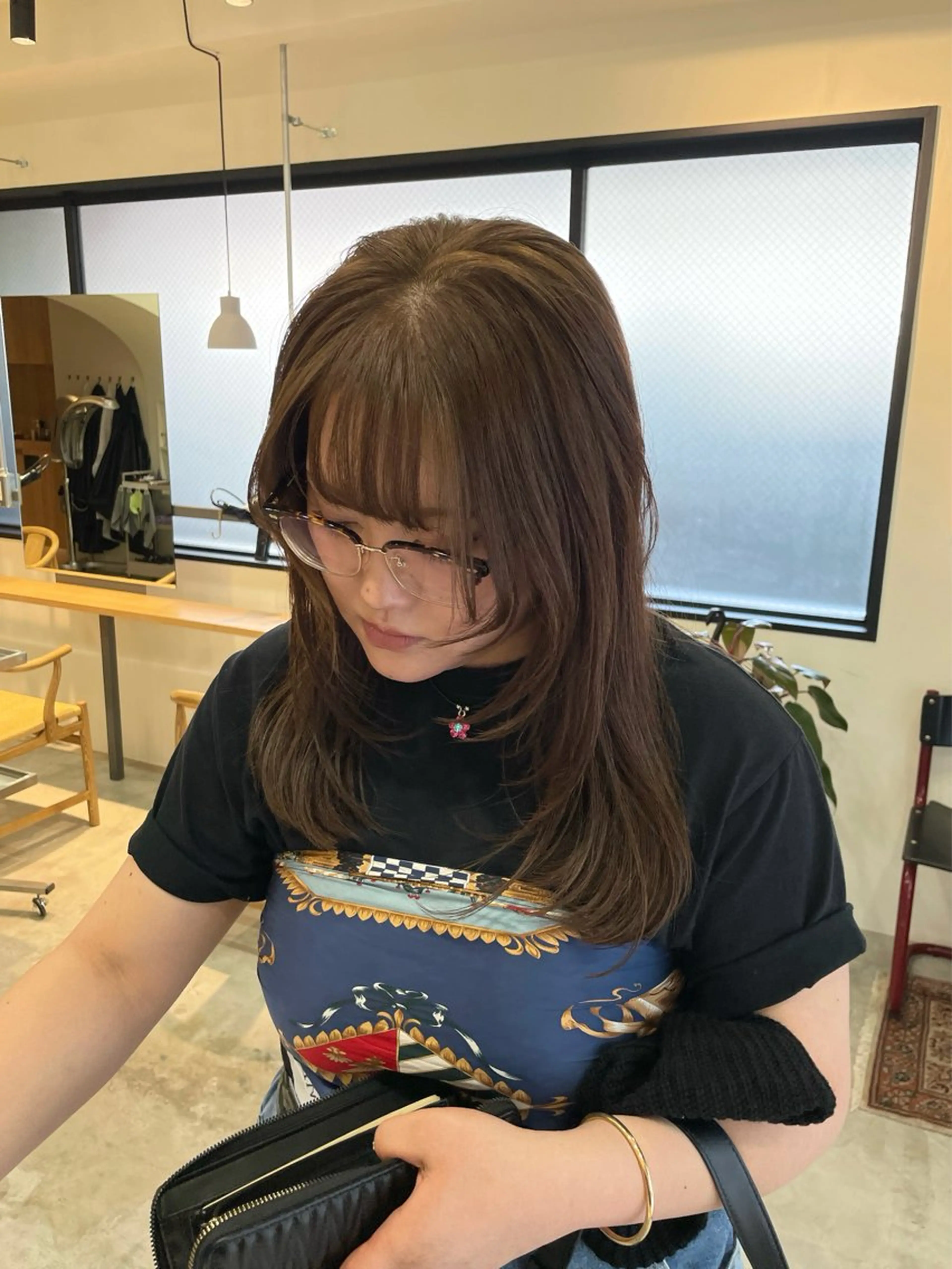 セミロング ヘアカラー mizu🐾 hair braceのヘアスタイル