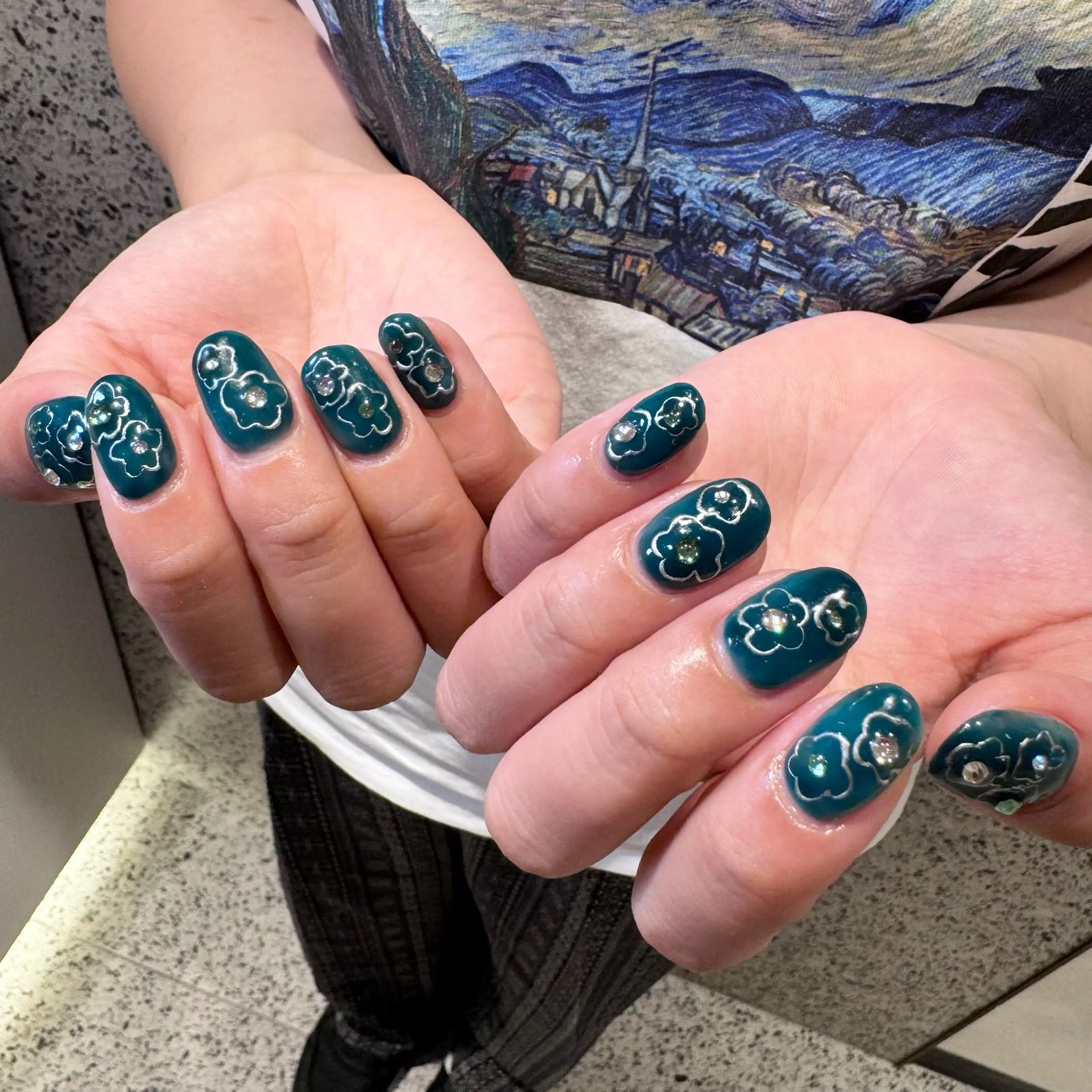 ネイル RIEKO🍒 ワンホン♡推しネイルのネイルデザイン