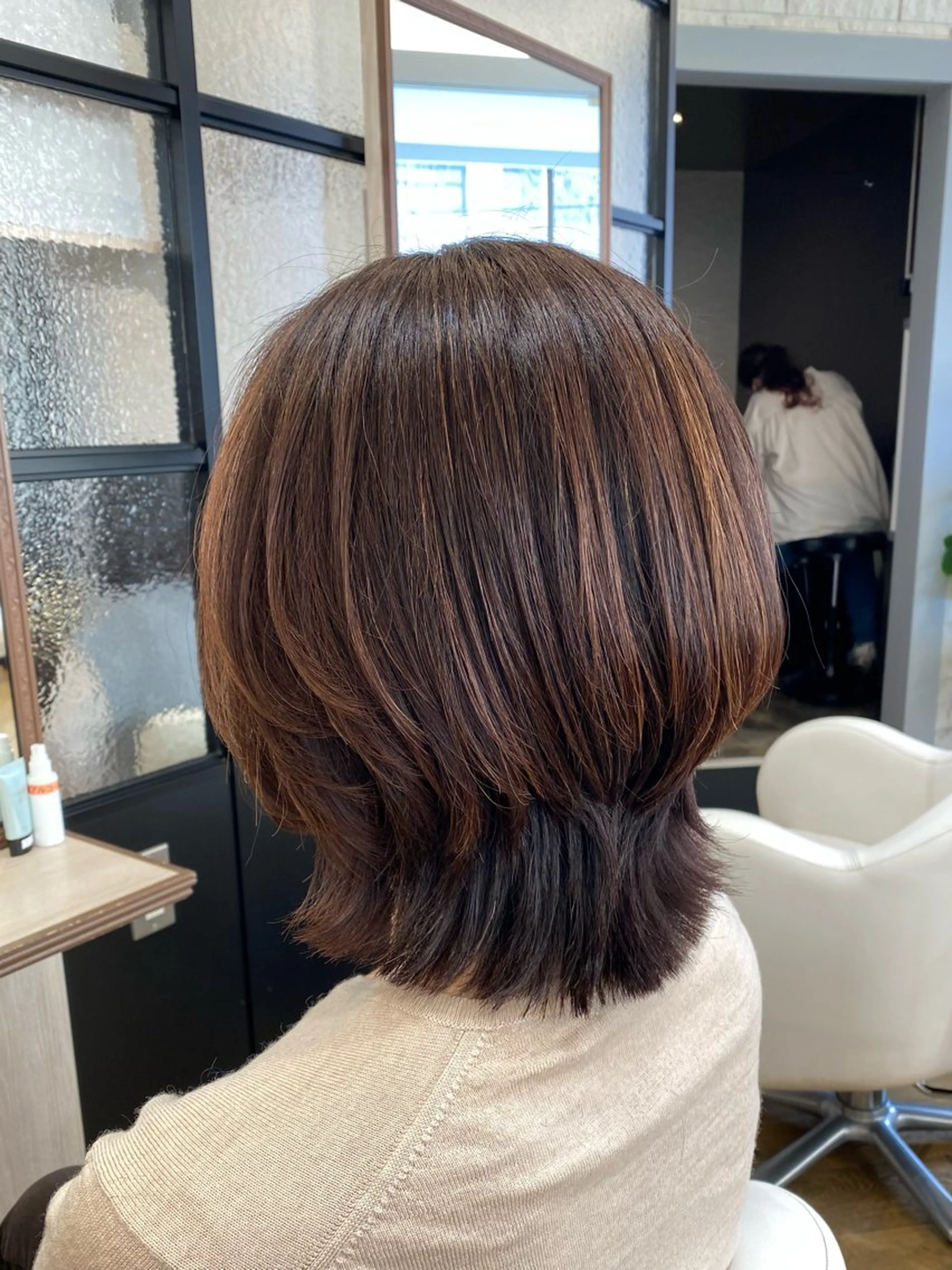 ミディアム くびれヘア ウルフカット カット トリートメント ヘッドスパ 艶感🫧透明感カラー YUKARIのヘアスタイル