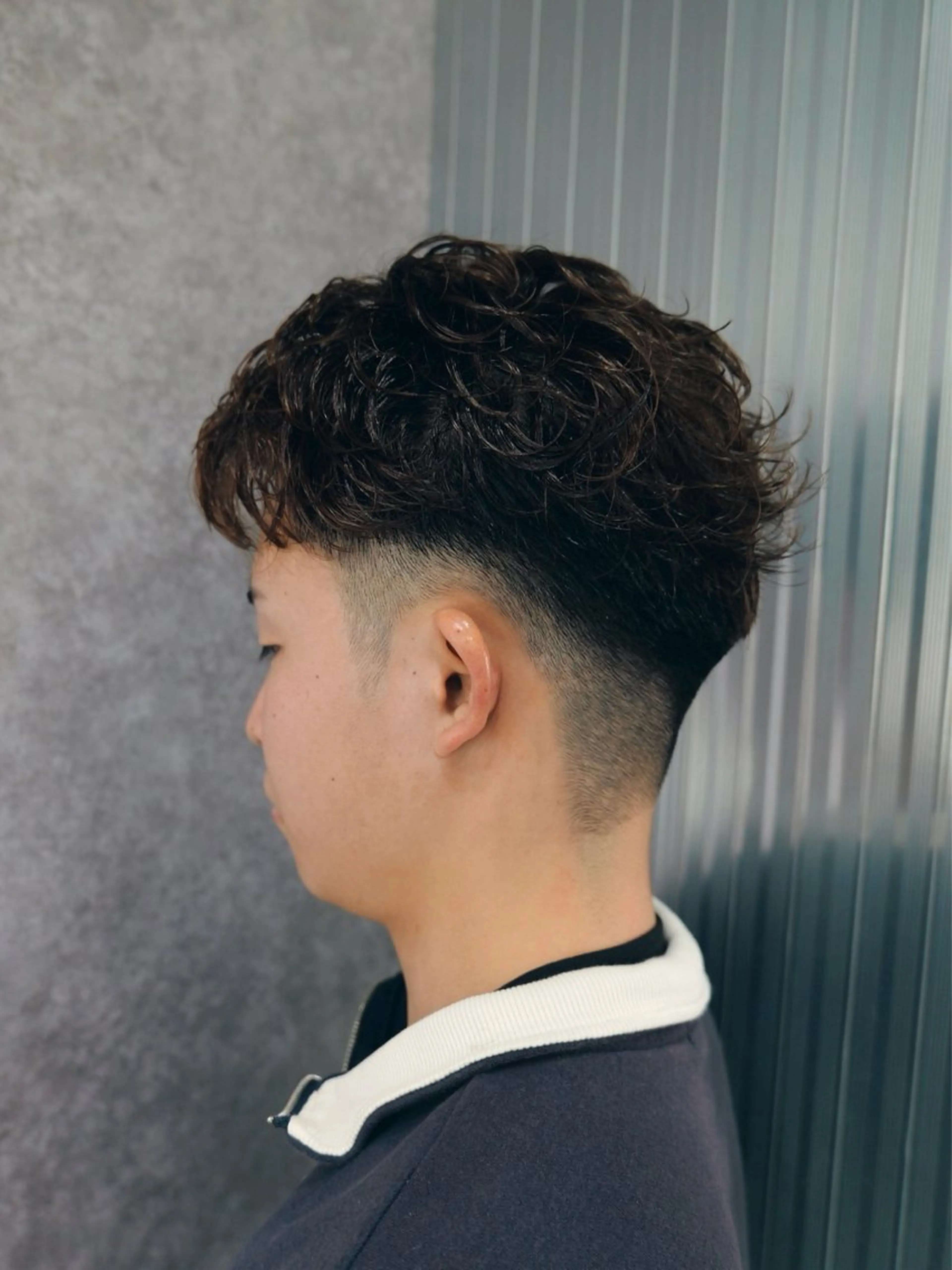 パーマ メンズ フェザーパーマ メンズハイトーン メンズパーマ シャドーパーマ ツイストスパイラルパーマ 🔥メンズ職人🔥 ✂️加瀬澤駿✂️のヘアスタイル