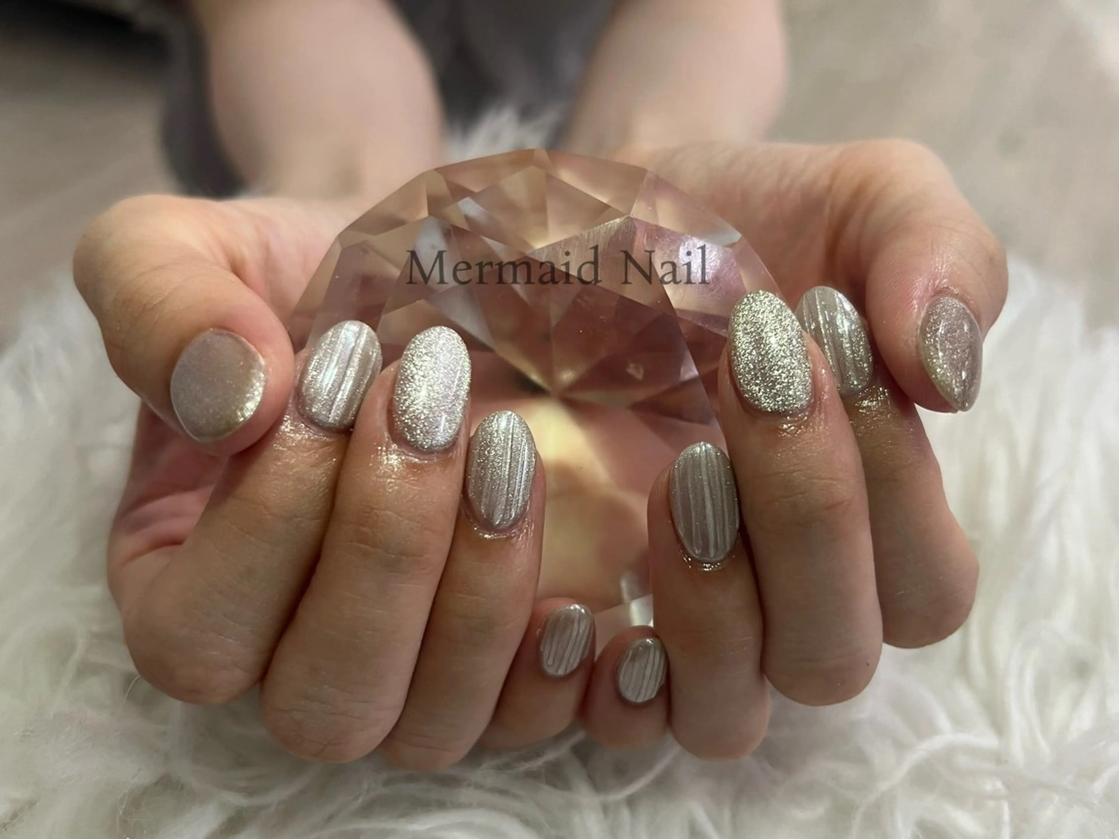 ネイル マグネットネイル ハンドネイル Mermaid Nailのネイルデザイン