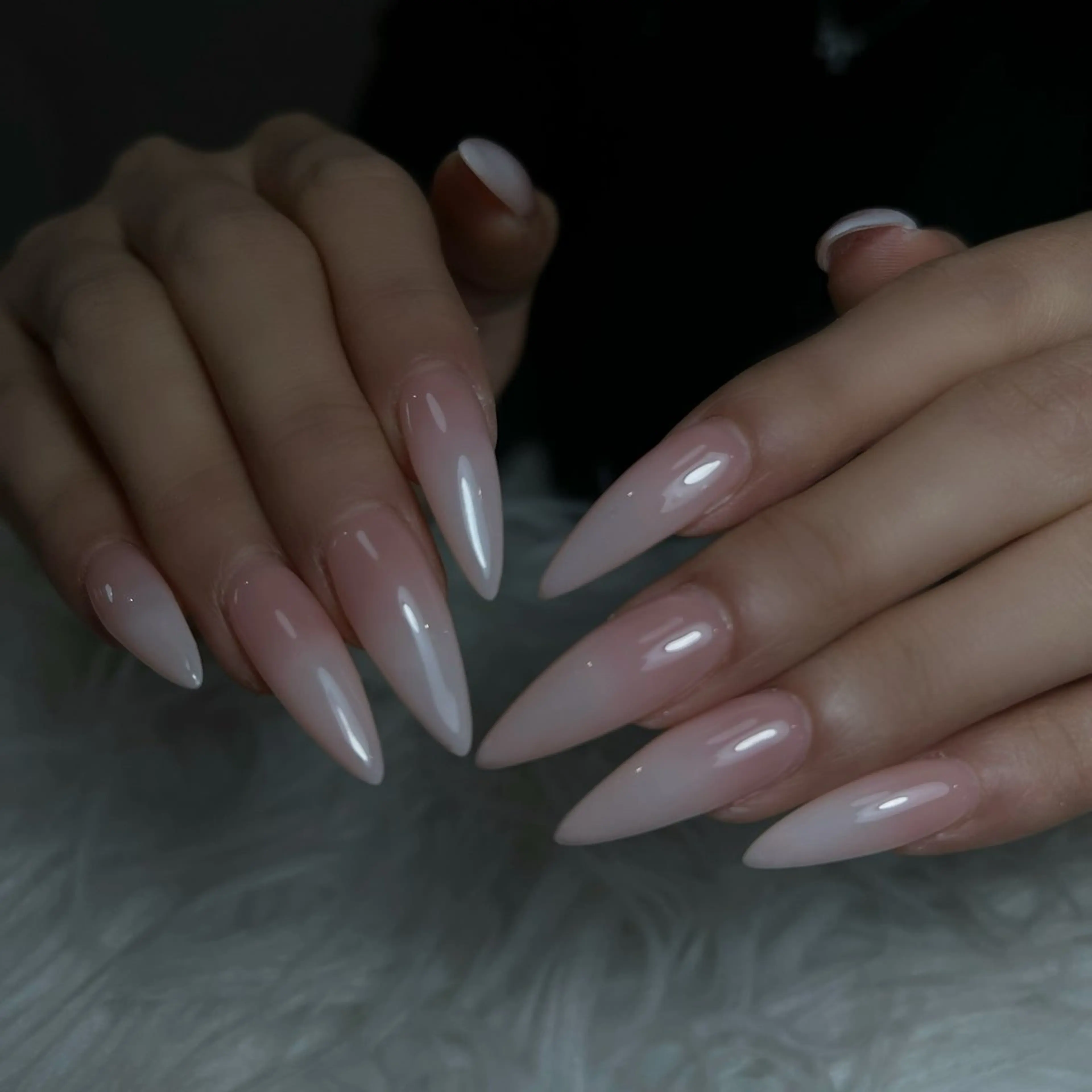 ネイル オーロラネイル ボルドー ブラウン 氷ネイル・うるうるネイル キラキラネイル Julli NailStudioのネイルデザイン