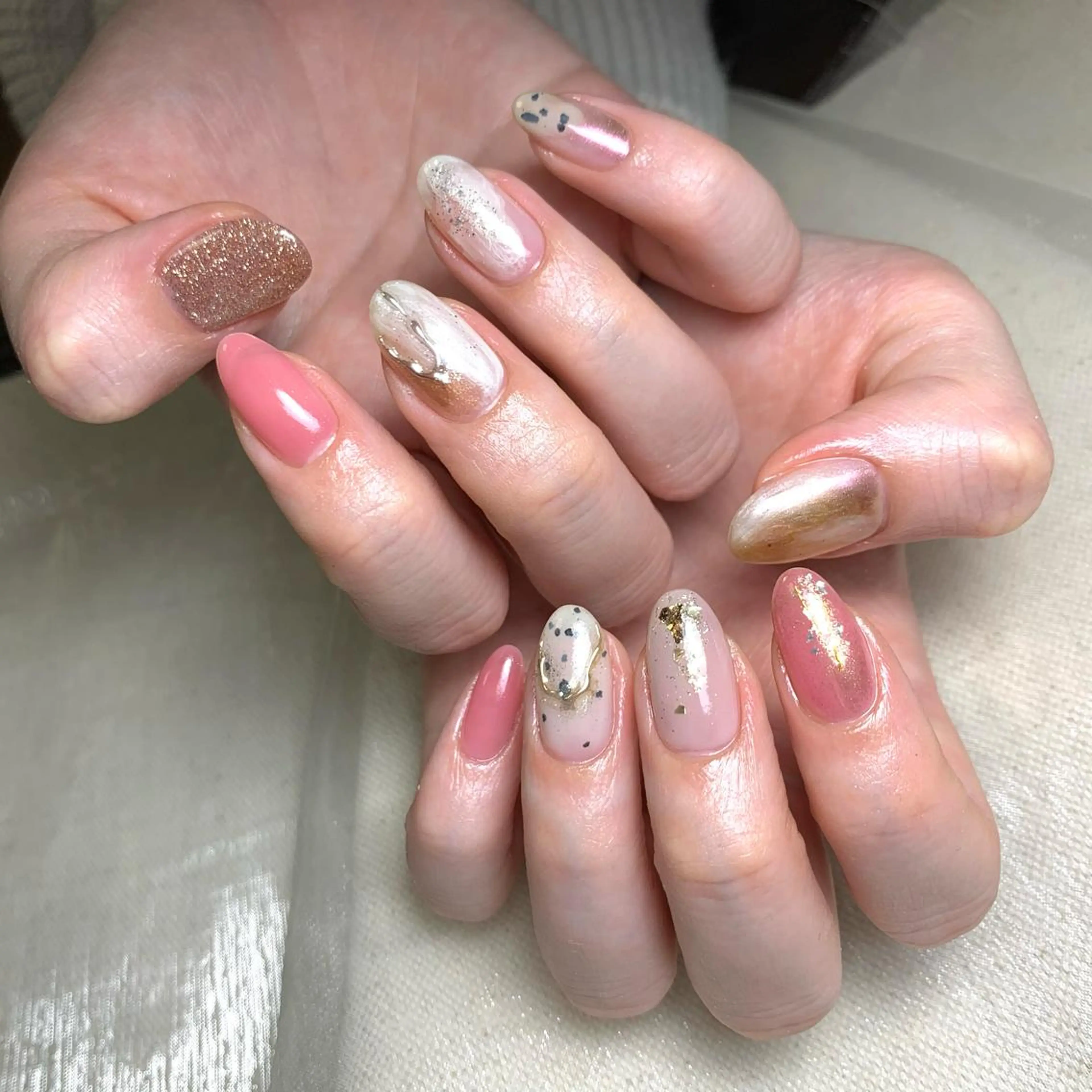 ネイル 里見 麗のネイルデザイン