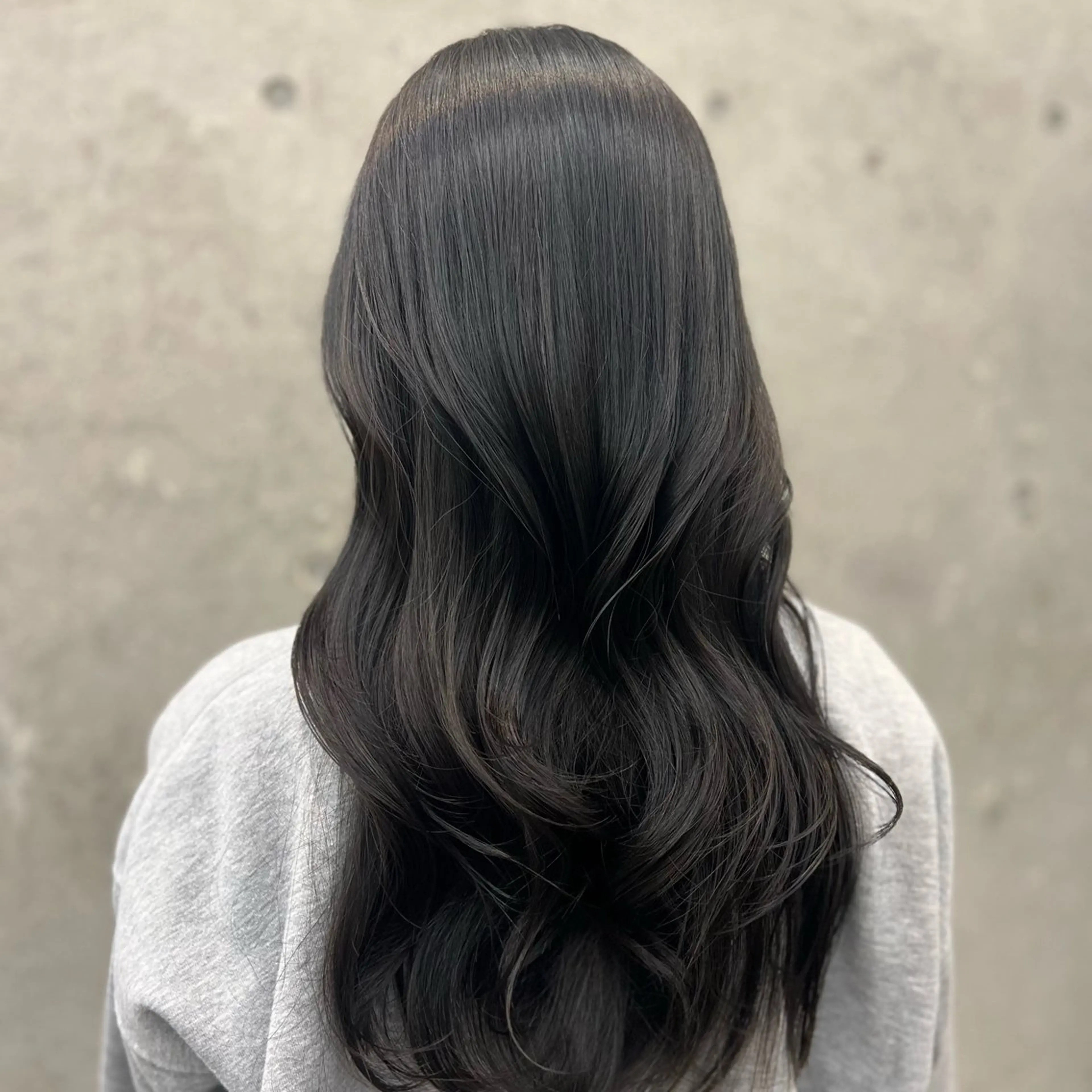 ロング カラー 透明感カラー オレンジ ヘアカラー トリートメント ムツキ/品のある 艶カラー/縮毛矯正のヘアスタイル
