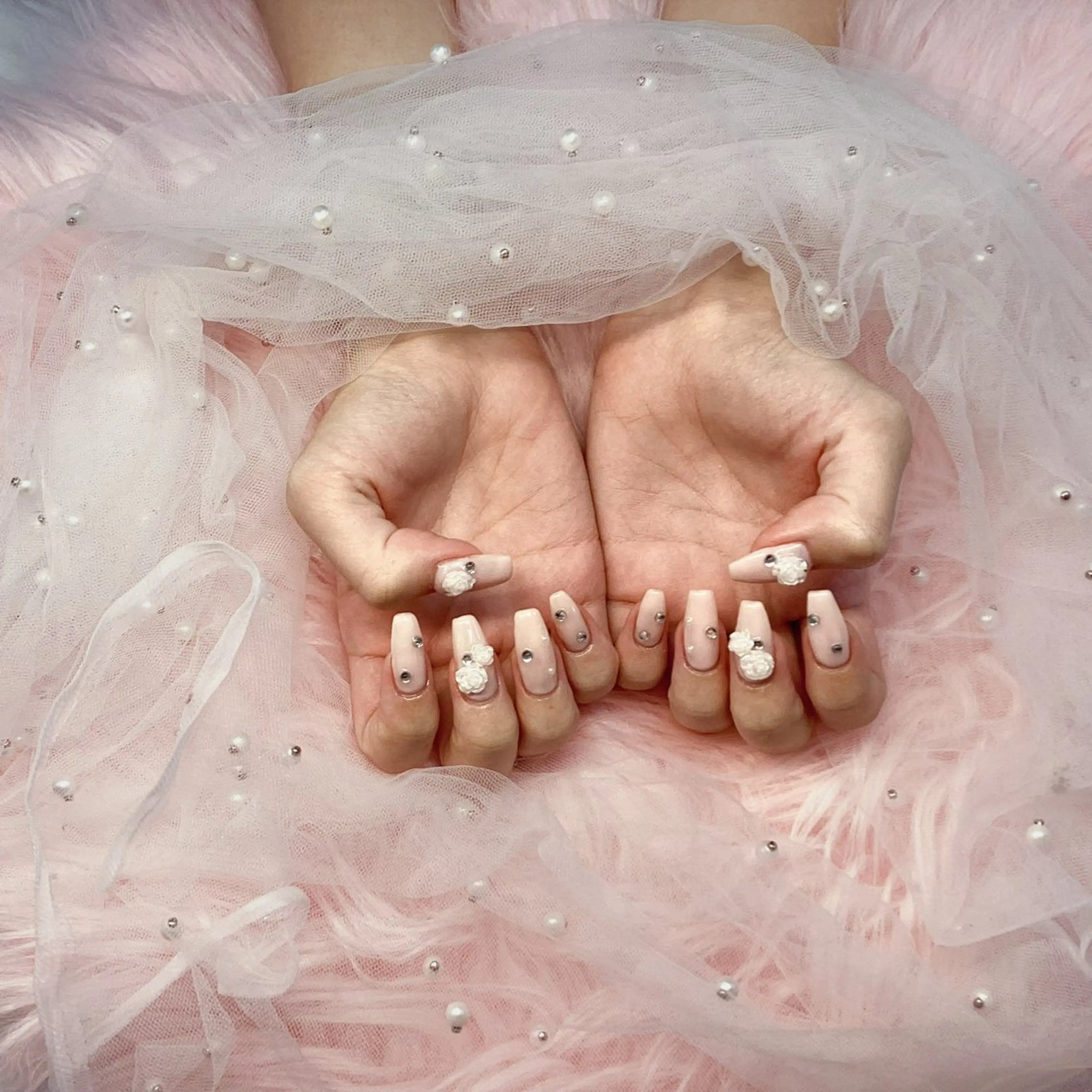 ネイル パーツ全部¥110 サロンミミのネイルデザイン