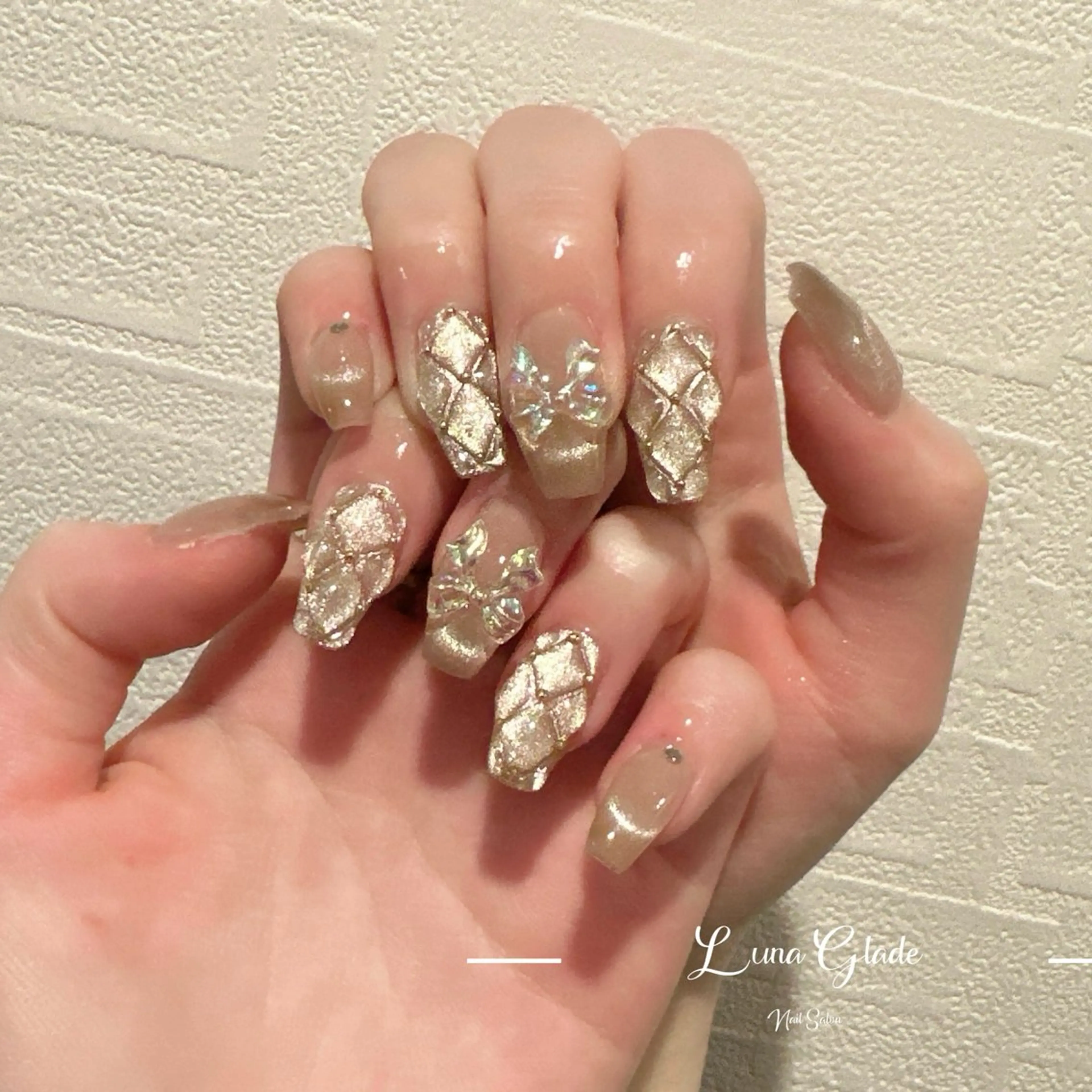 ネイル ハンドネイル Luna Gladeのネイルデザイン