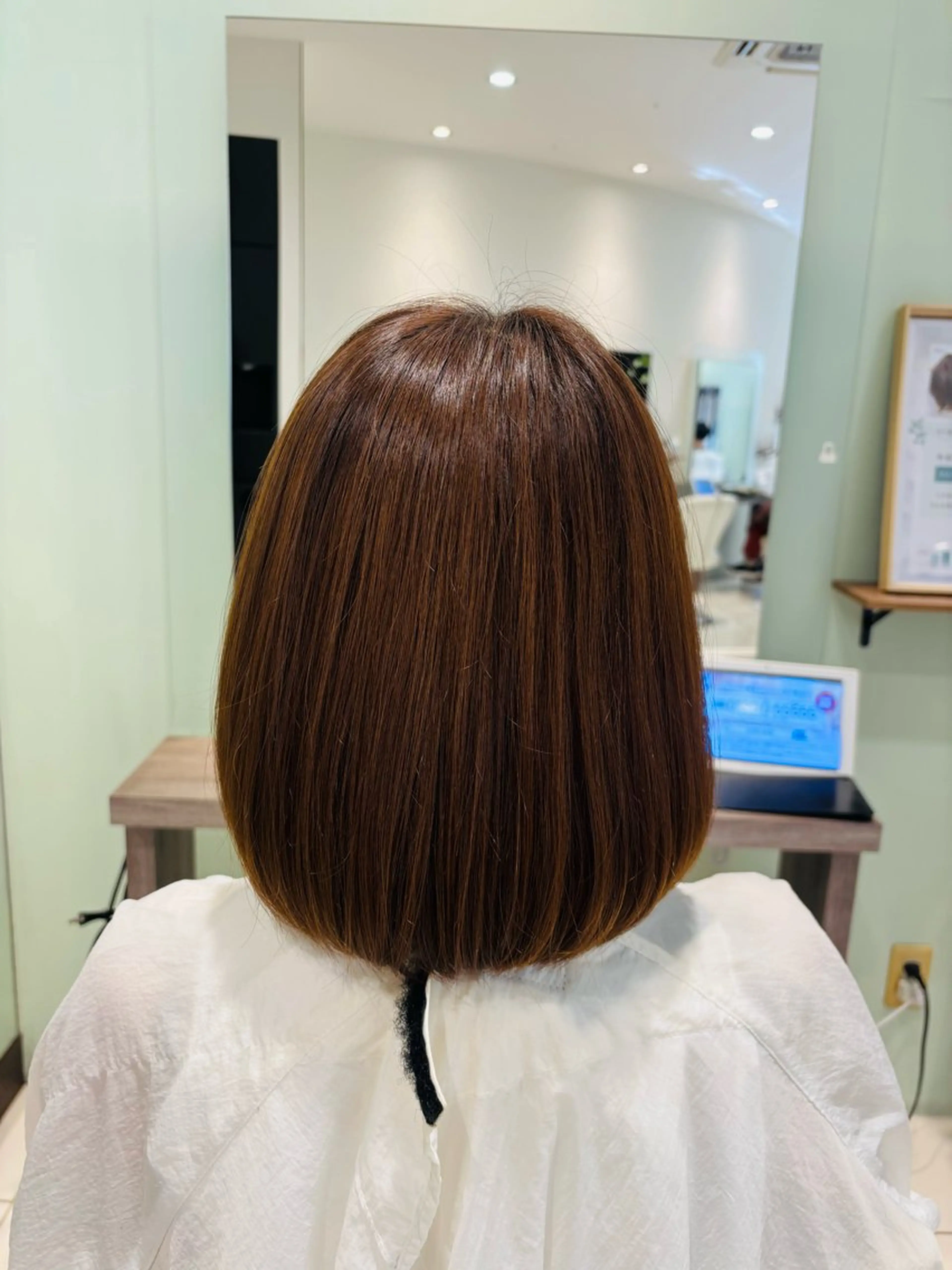 ミディアム KATO NATSUMIのヘアスタイル